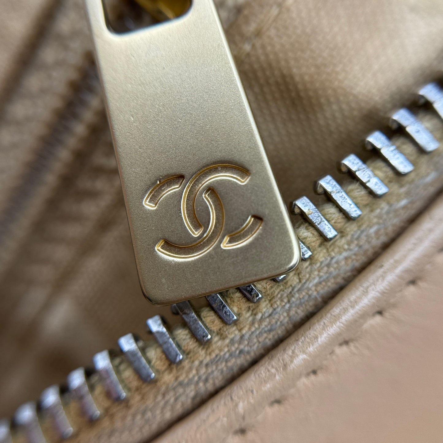 Quilted CC Shoulder Bag Beige