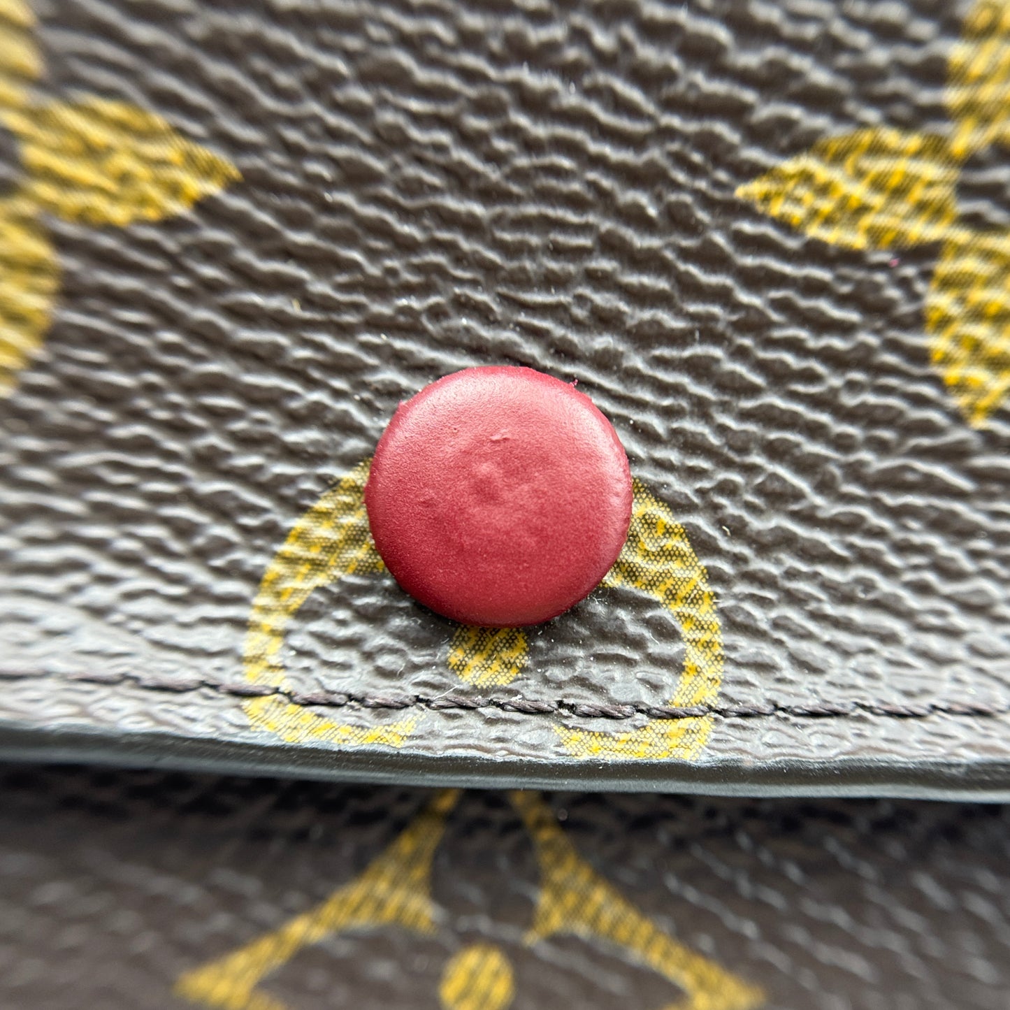 Emilie Wallet Monogram Newer Berry