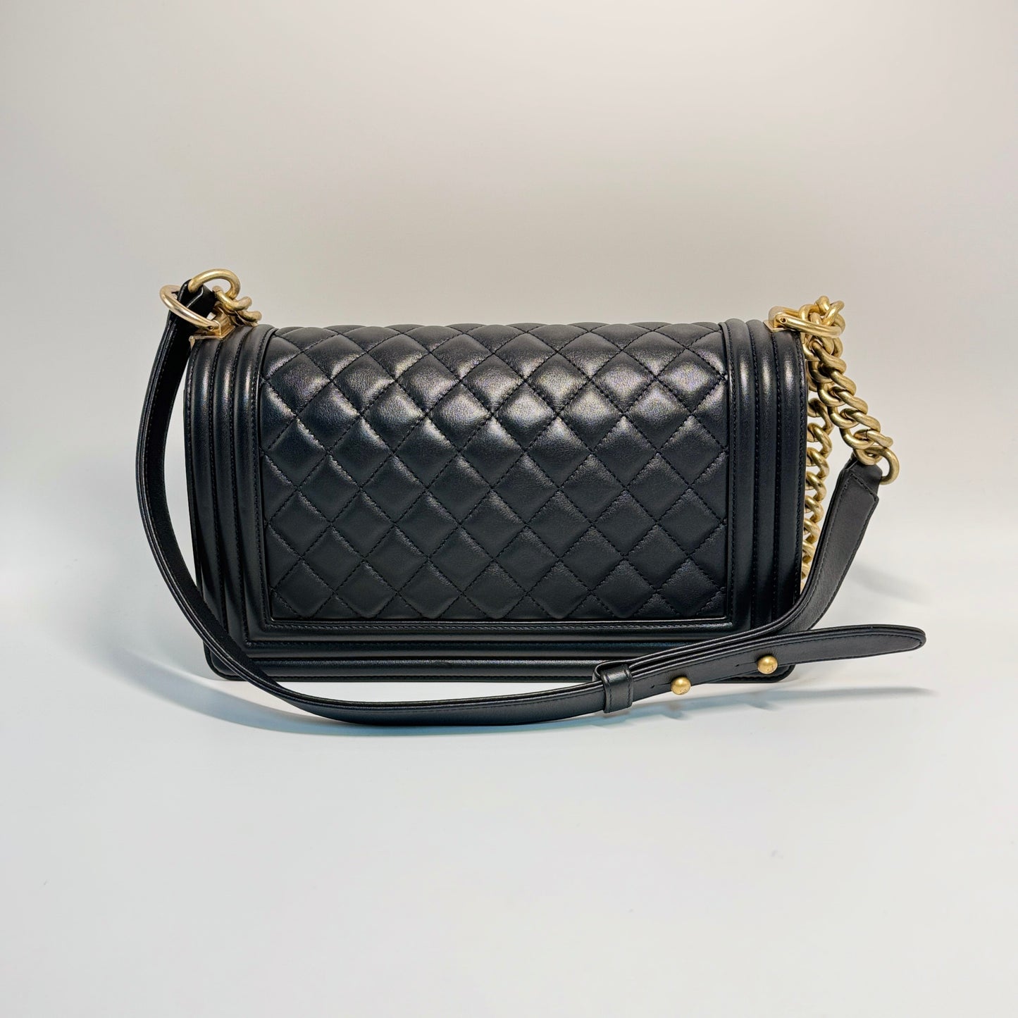 Lambskin Quilted Old Medium Boy Flap Black