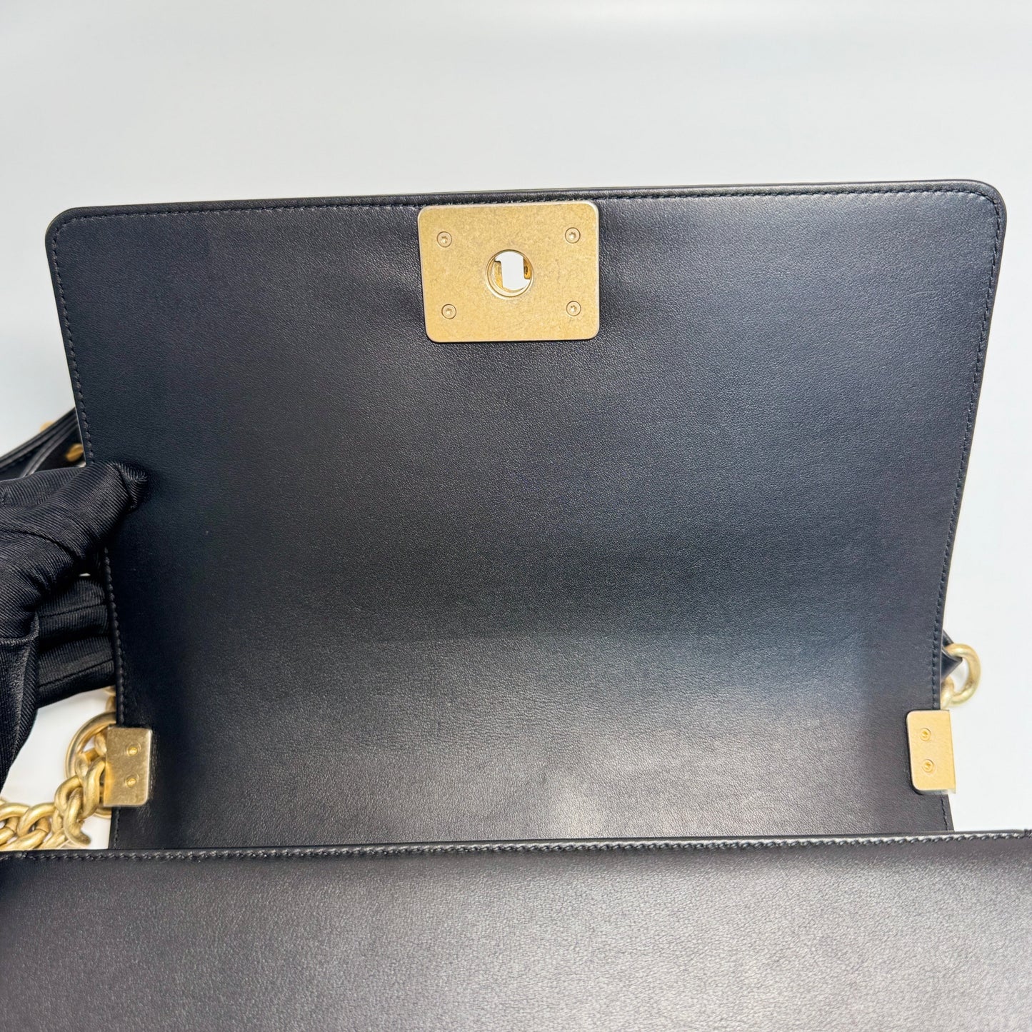 Lambskin Quilted Old Medium Boy Flap Black