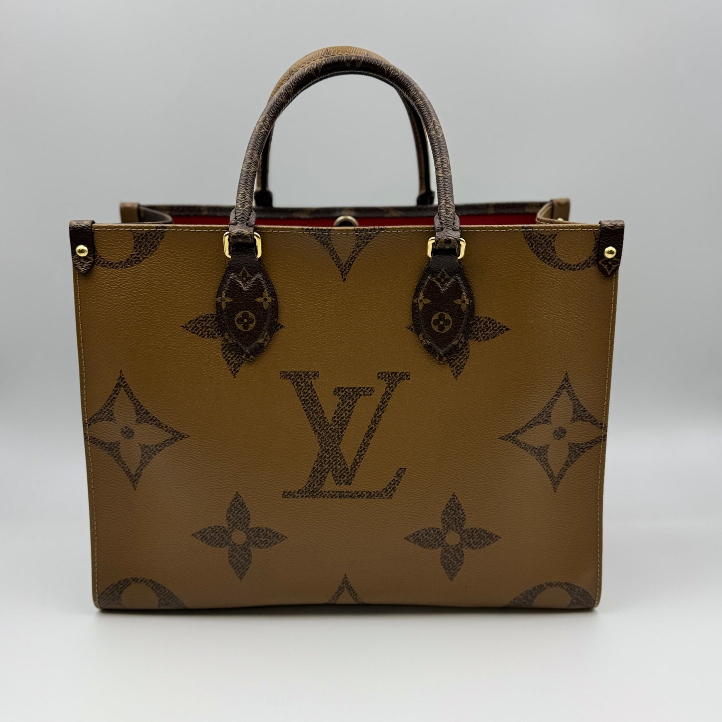 Reverse Monogram Giant Onthego MM Microchipped