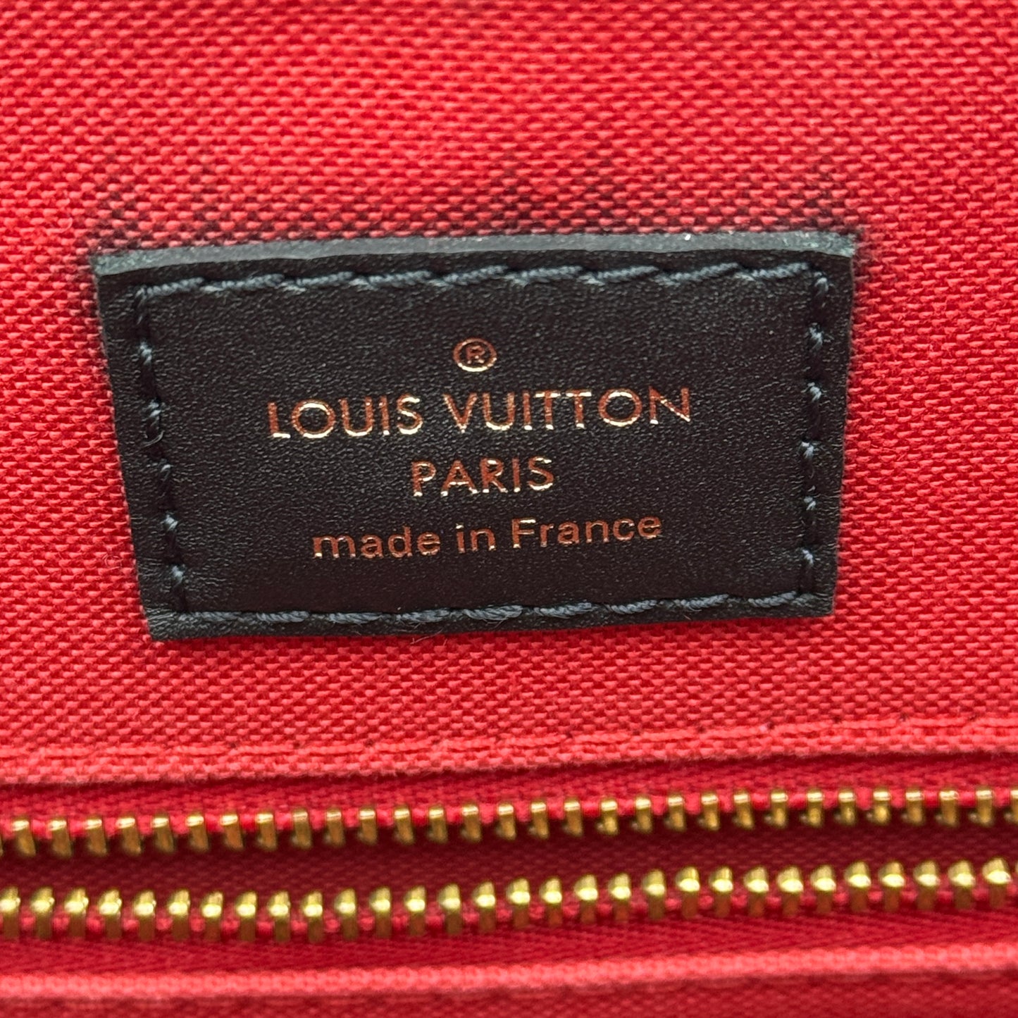 Reverse Monogram Giant Onthego MM Microchipped