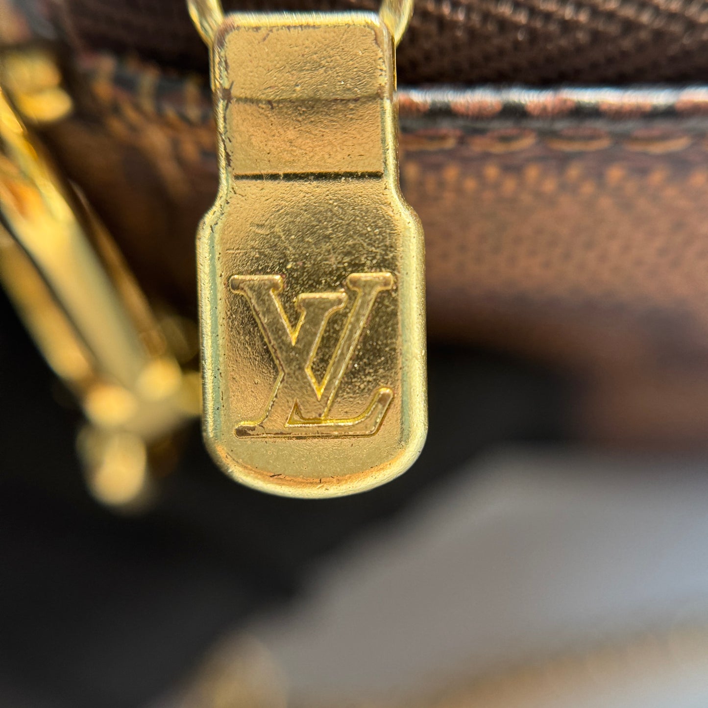 Damier Ebene Mini Pochette Accessories