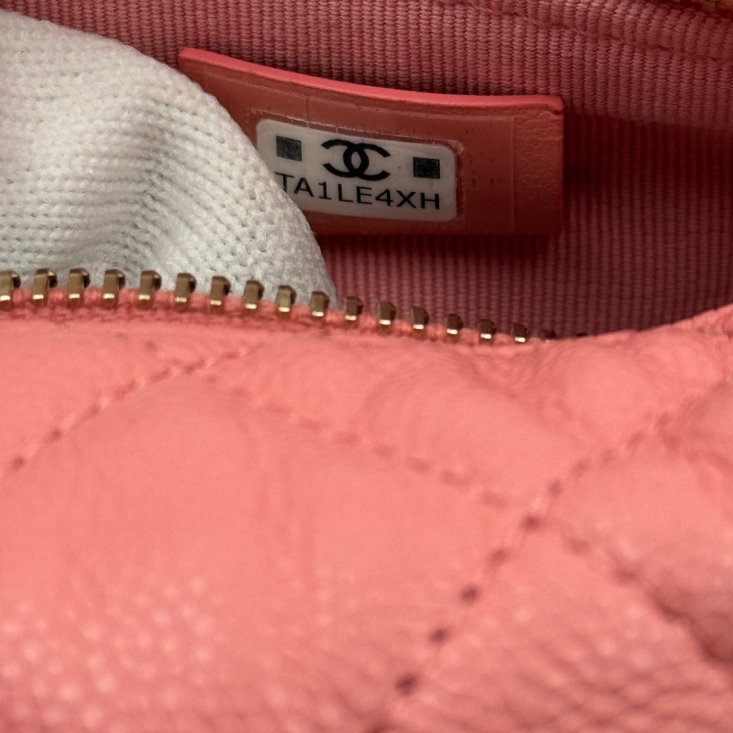 Caviar Quilted Hobo Pink (Year2025)