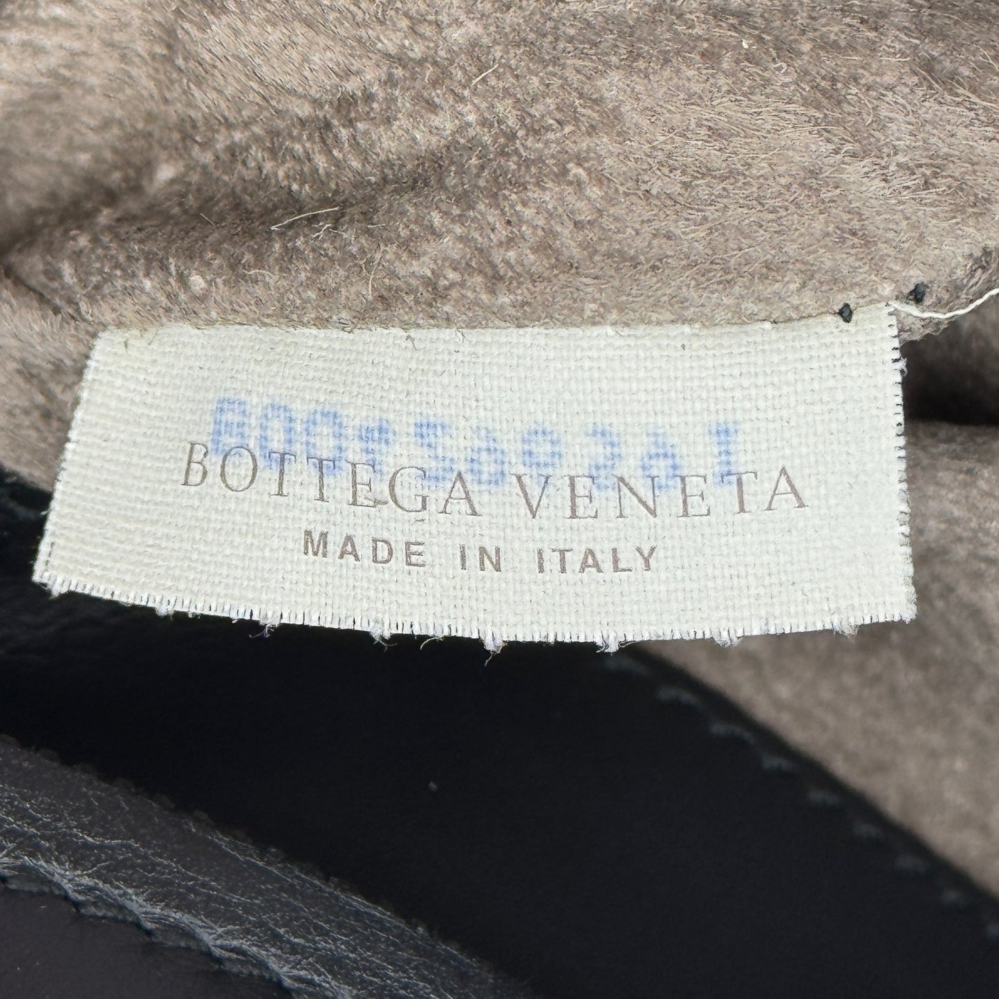 Intrecciato Roma Medium Black Tote