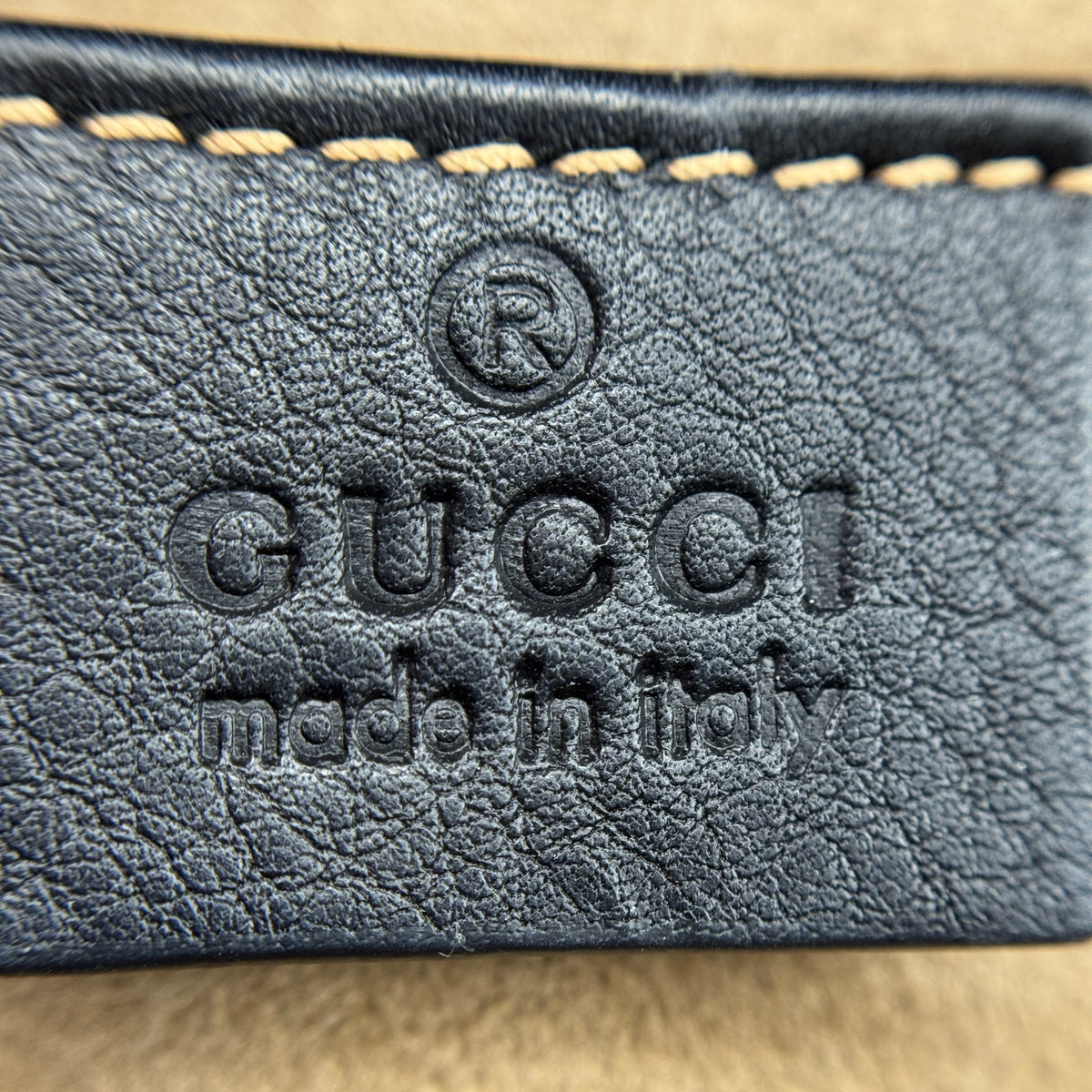 Gucci Pearly Padlock Shoulder Bag Studded Leather Small — view 4 of 9 Pearly Padlock Shoulder Bag Studded Leather Small, view 4 of 9