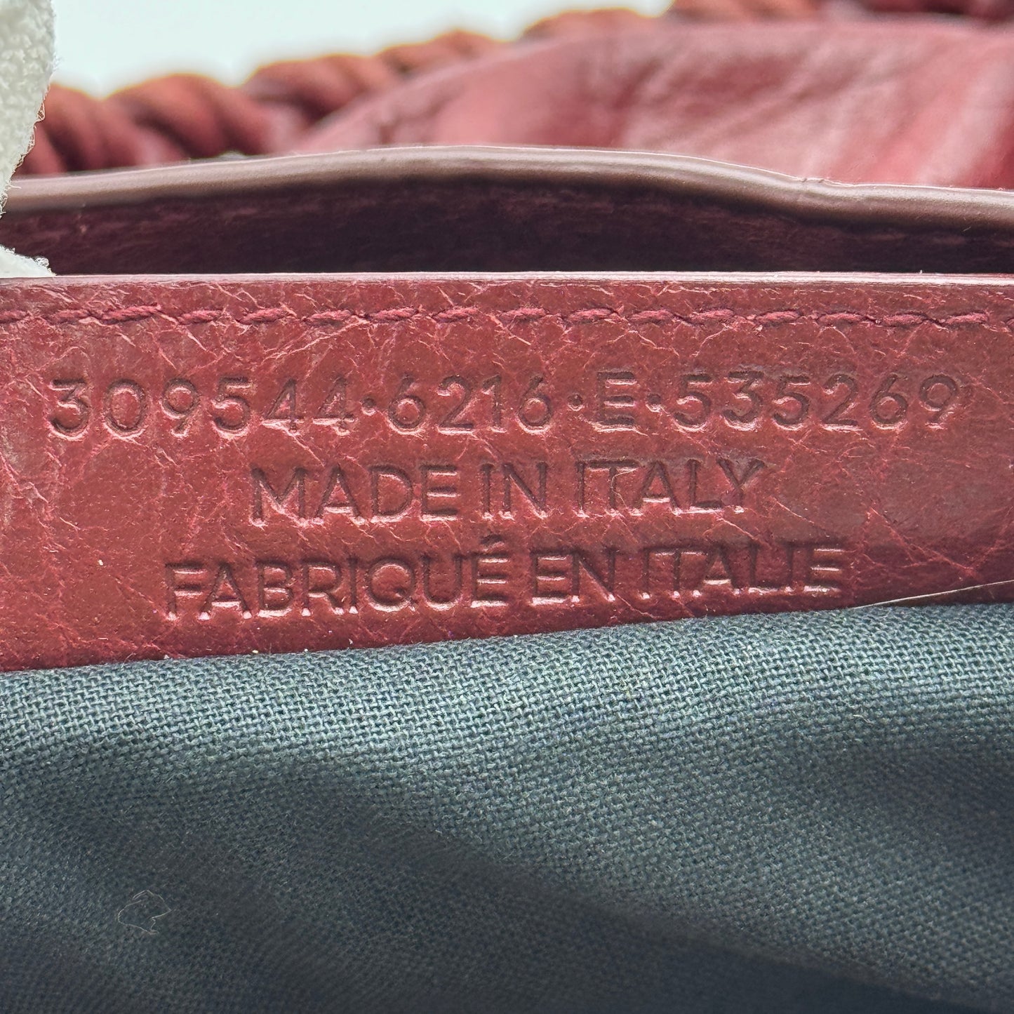 Giant 12 Mini City Bag Wine Red