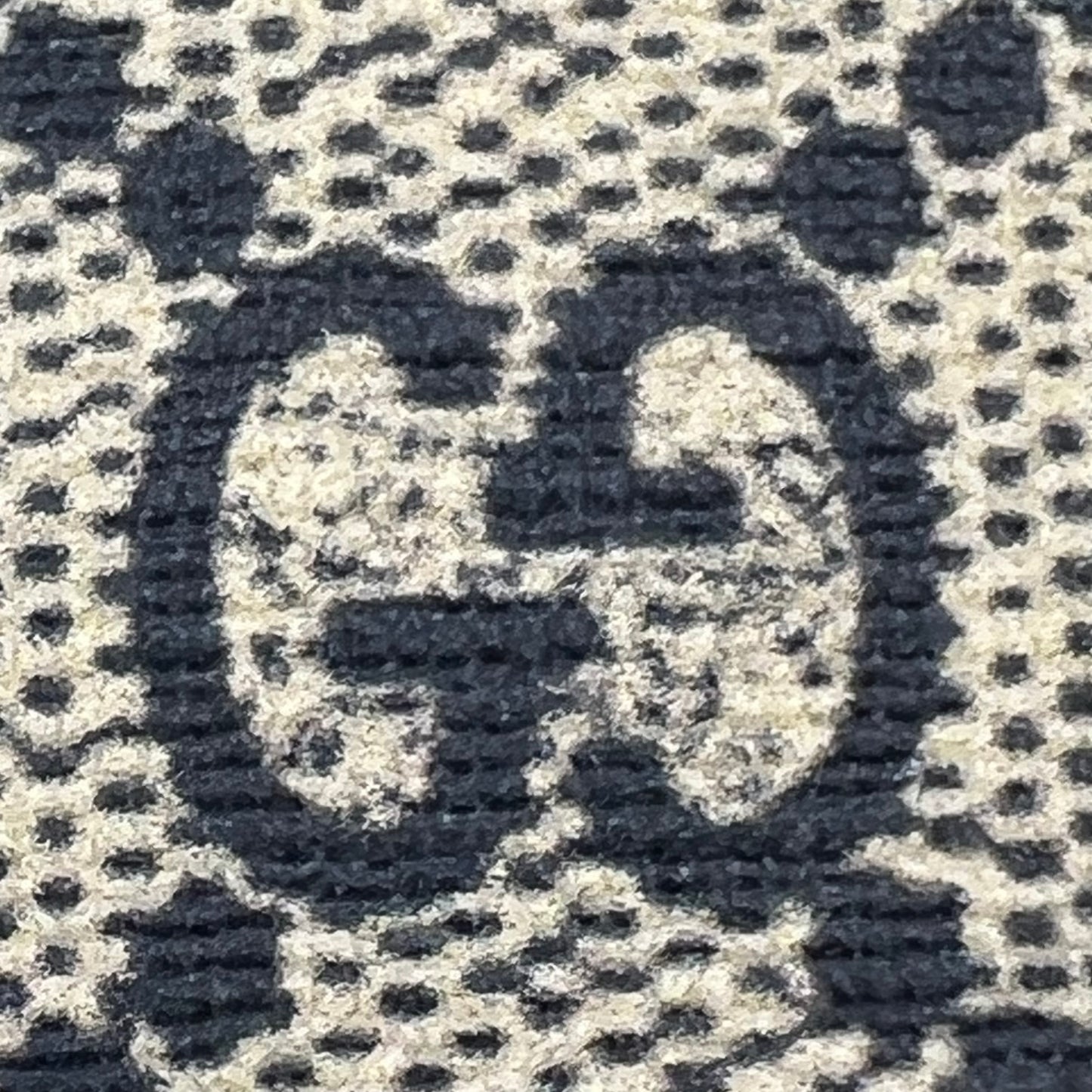 GG Supreme Blooms Wristlet Clutch