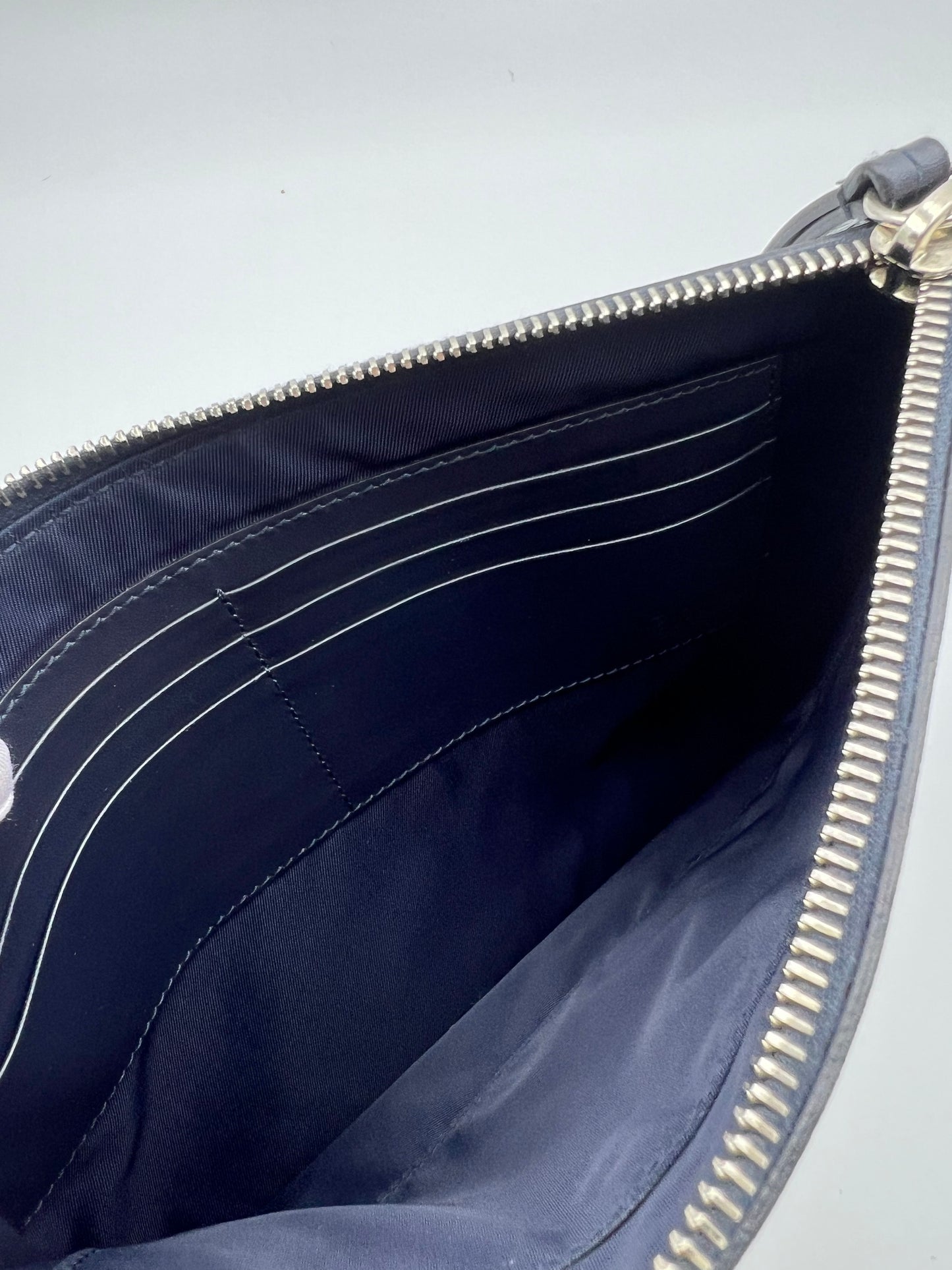 GG Supreme Blooms Wristlet Clutch