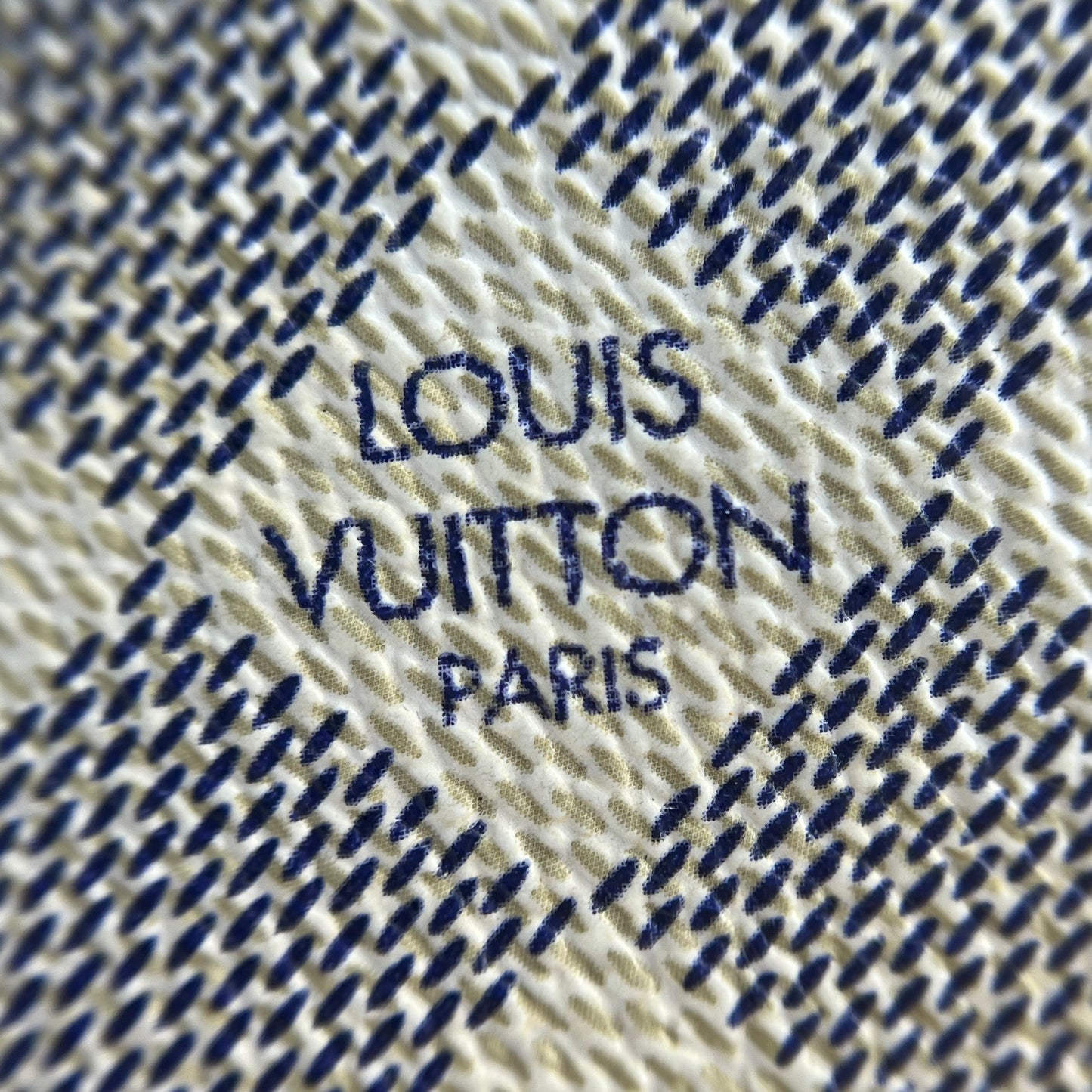 Damier Azur Hampstead MM