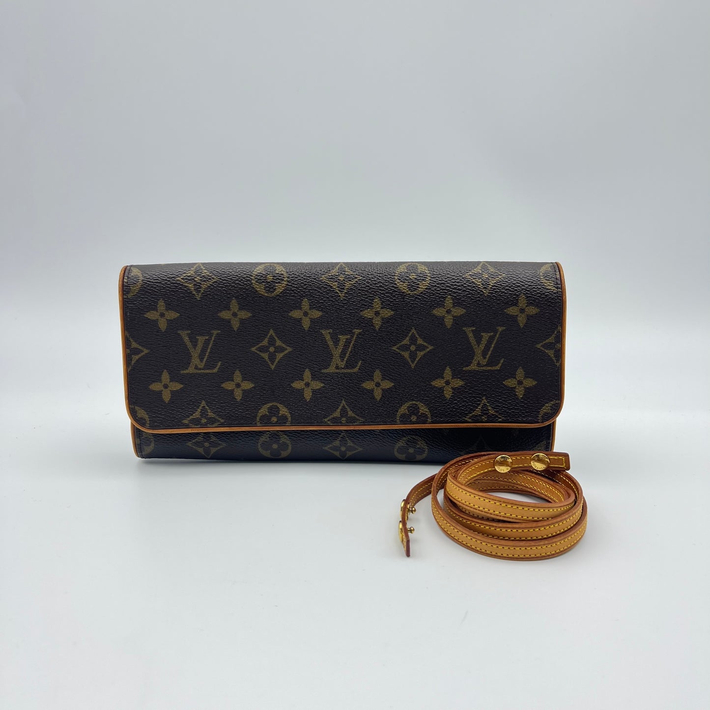 Monogram Pochette Twin GM