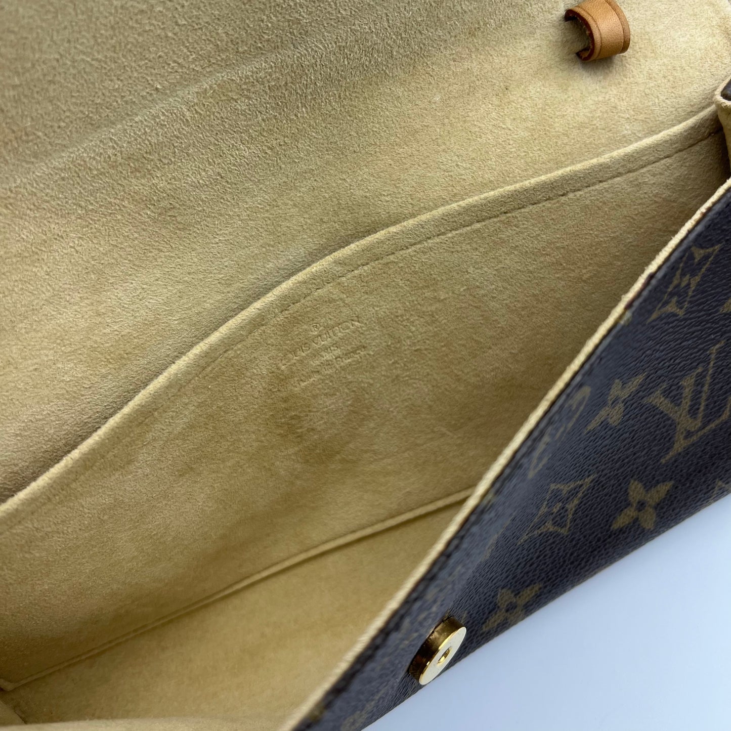 Monogram Pochette Twin GM