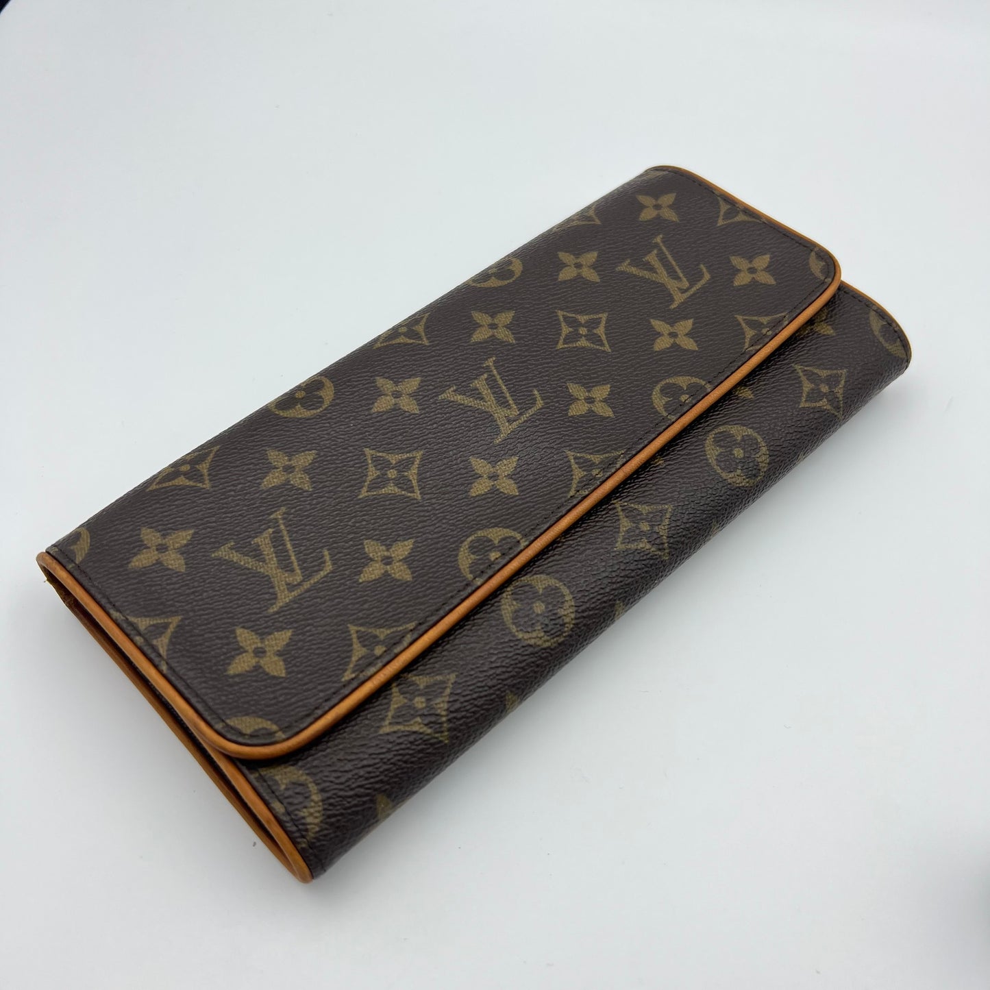 Monogram Pochette Twin GM