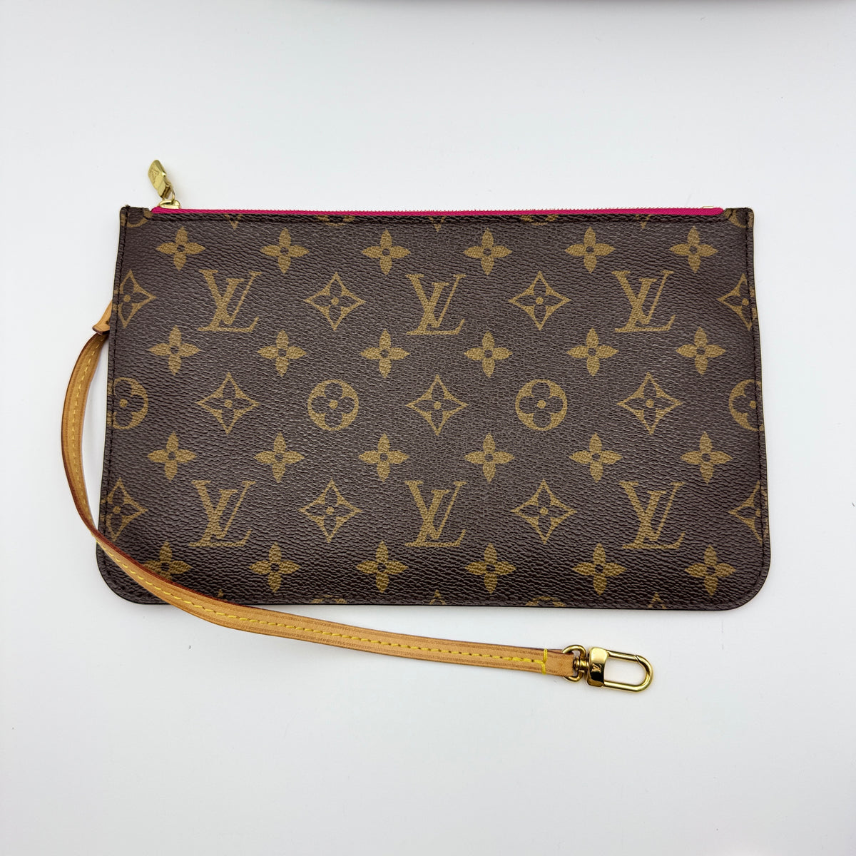 Louis Vuitton Monogram Neverfull MM — view 5 of 9 Monogram Neverfull MM, view 5 of 9