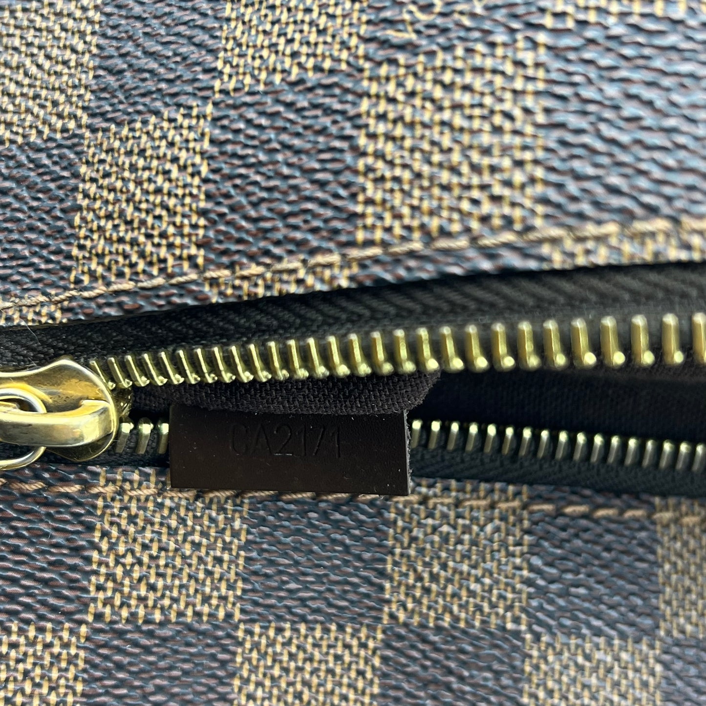 Damier Ebene Canvas Brooklyn Messenger Bag