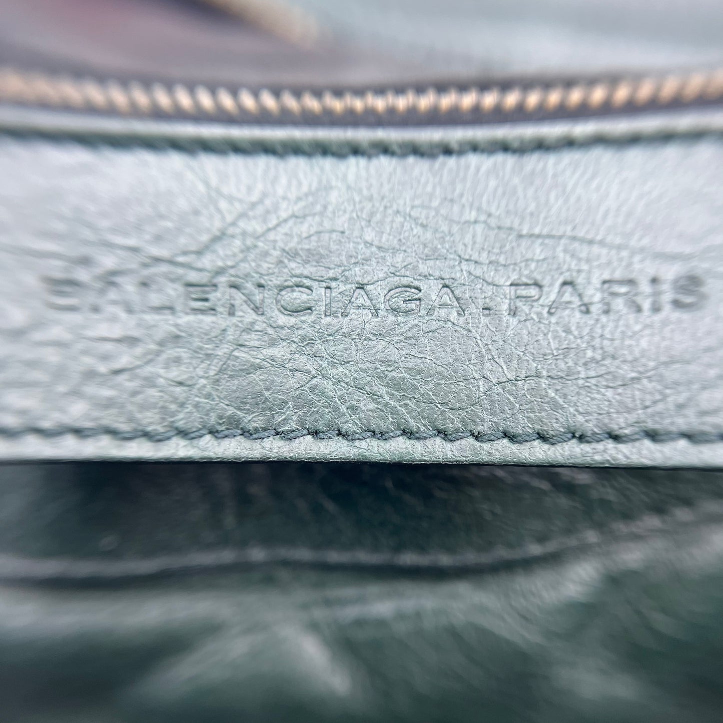 Velo Classic Studs Bag Leather Medium dark gray