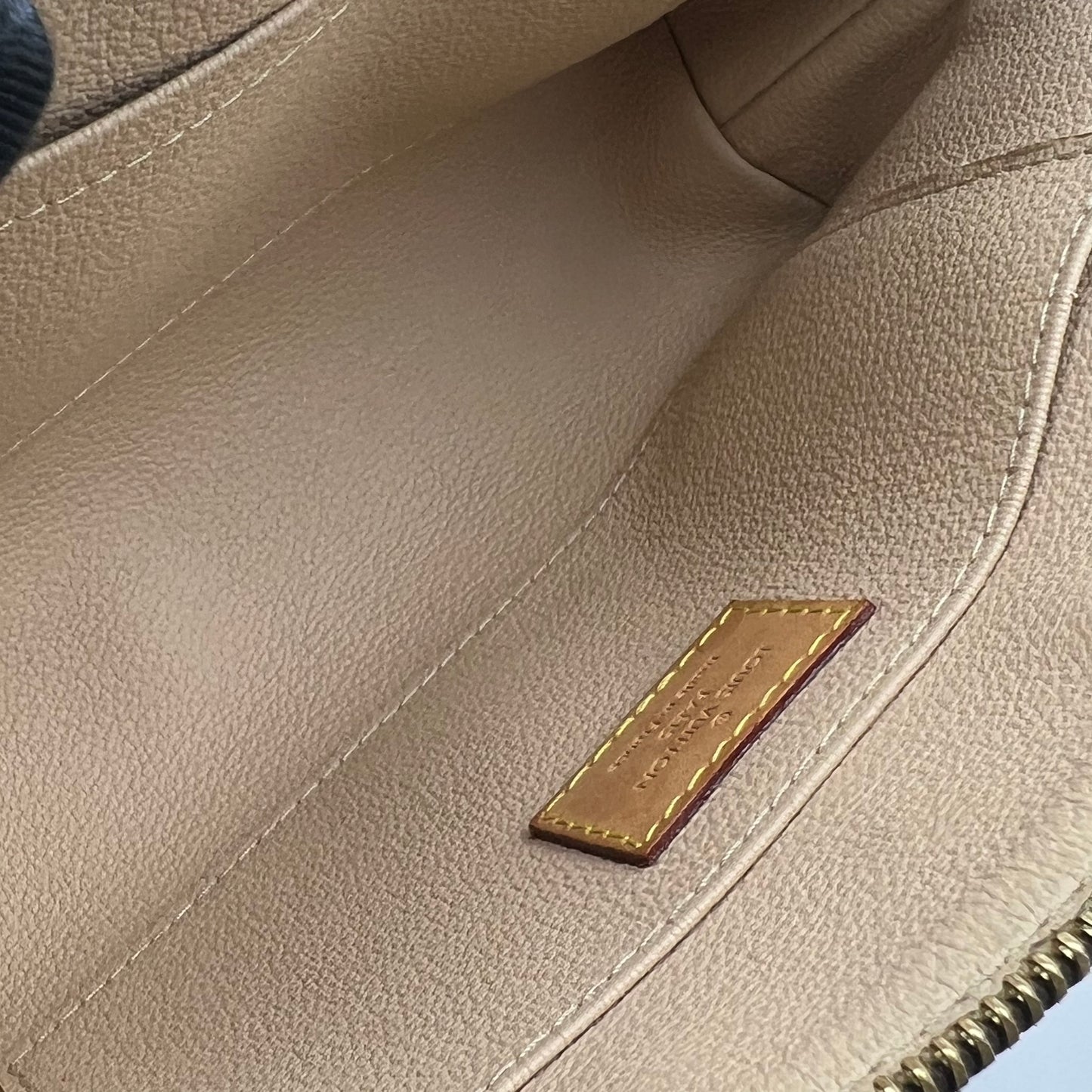 Monogram Cosmetic Pouch GM Microchipped