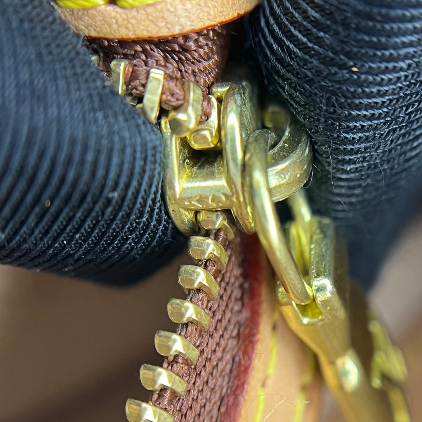 Monogram Petit Bucket 23