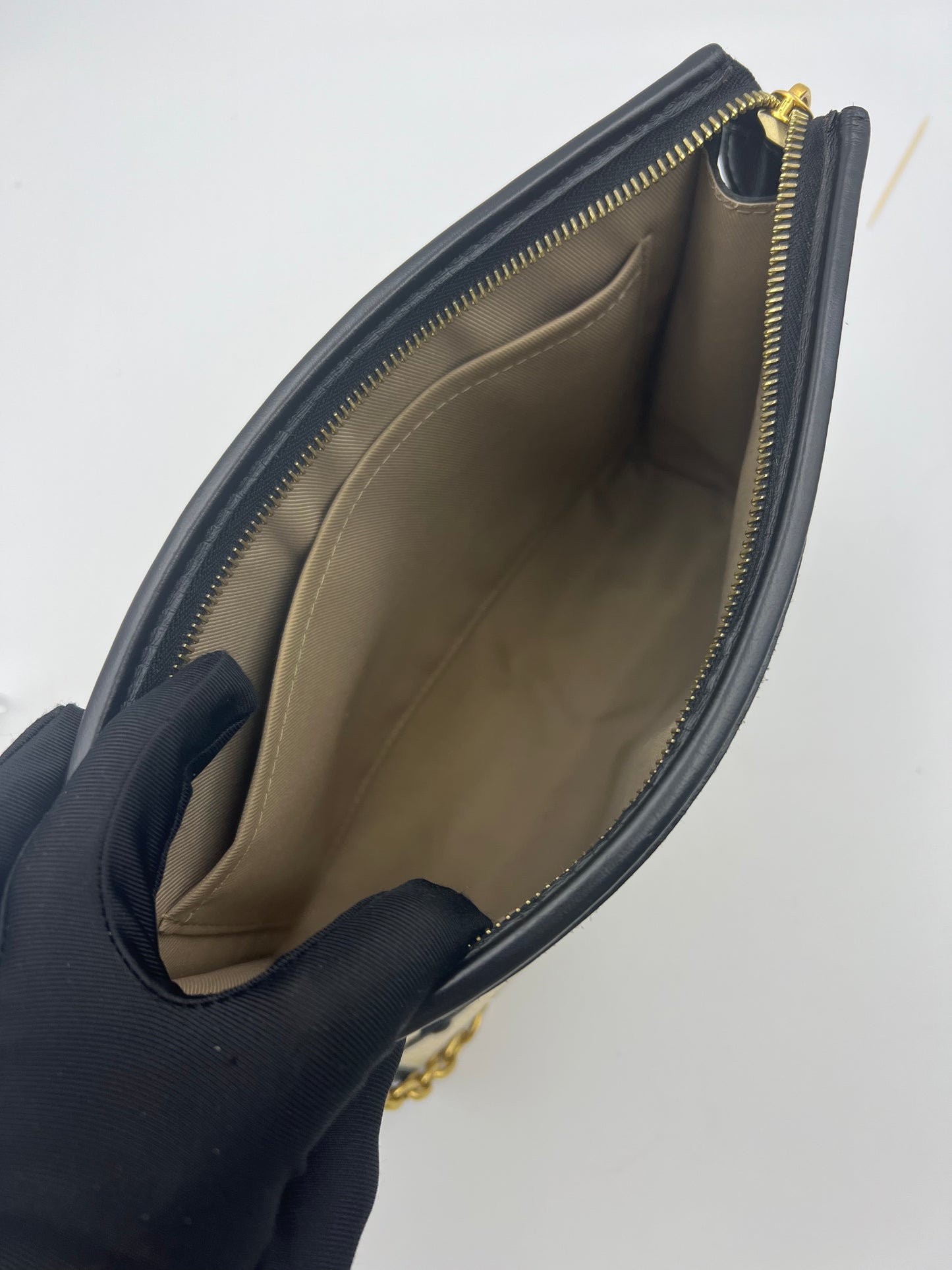 Raffia Toiletry Pouch With Chain