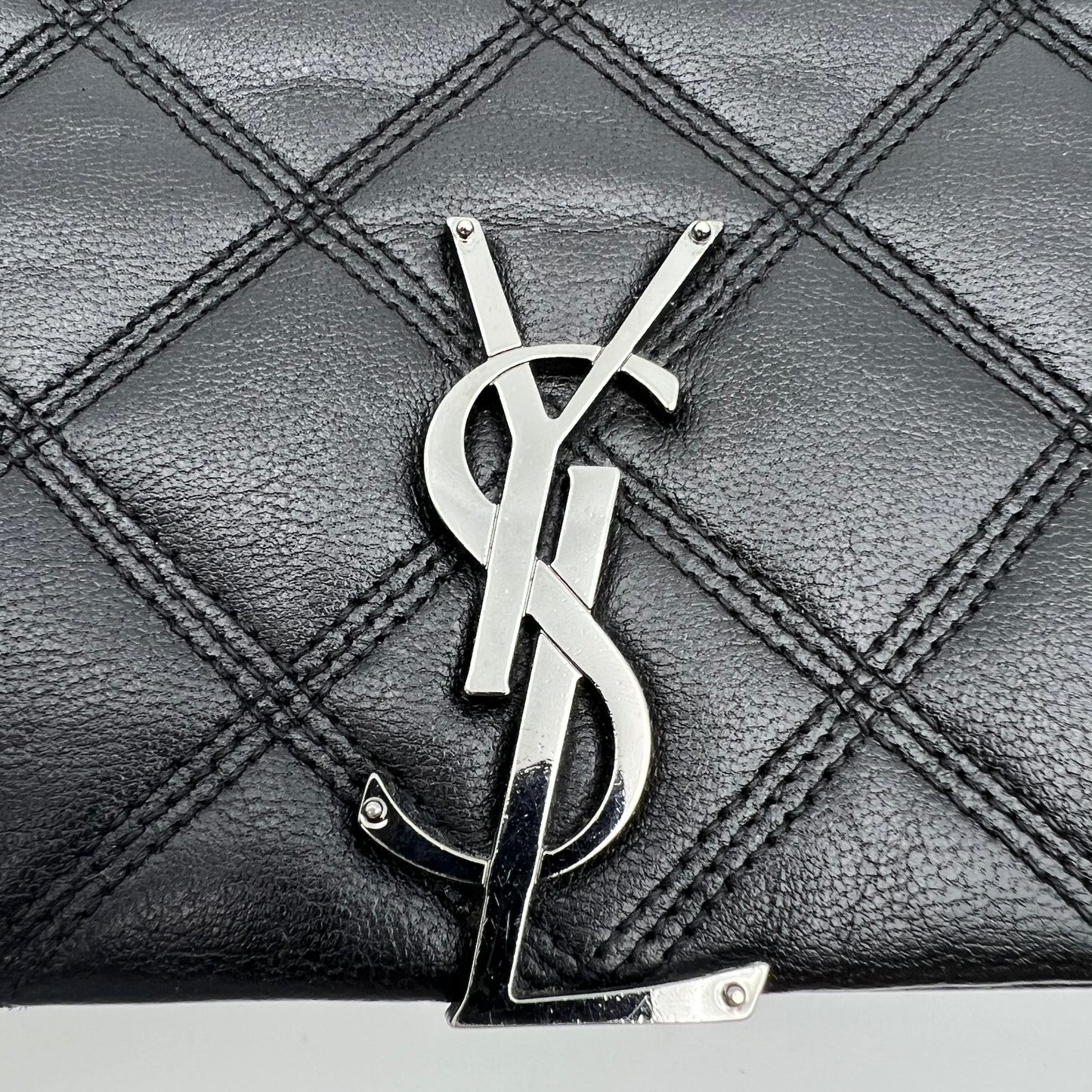 Lambskin Diamond Quilted Becky Chain Wallet Black