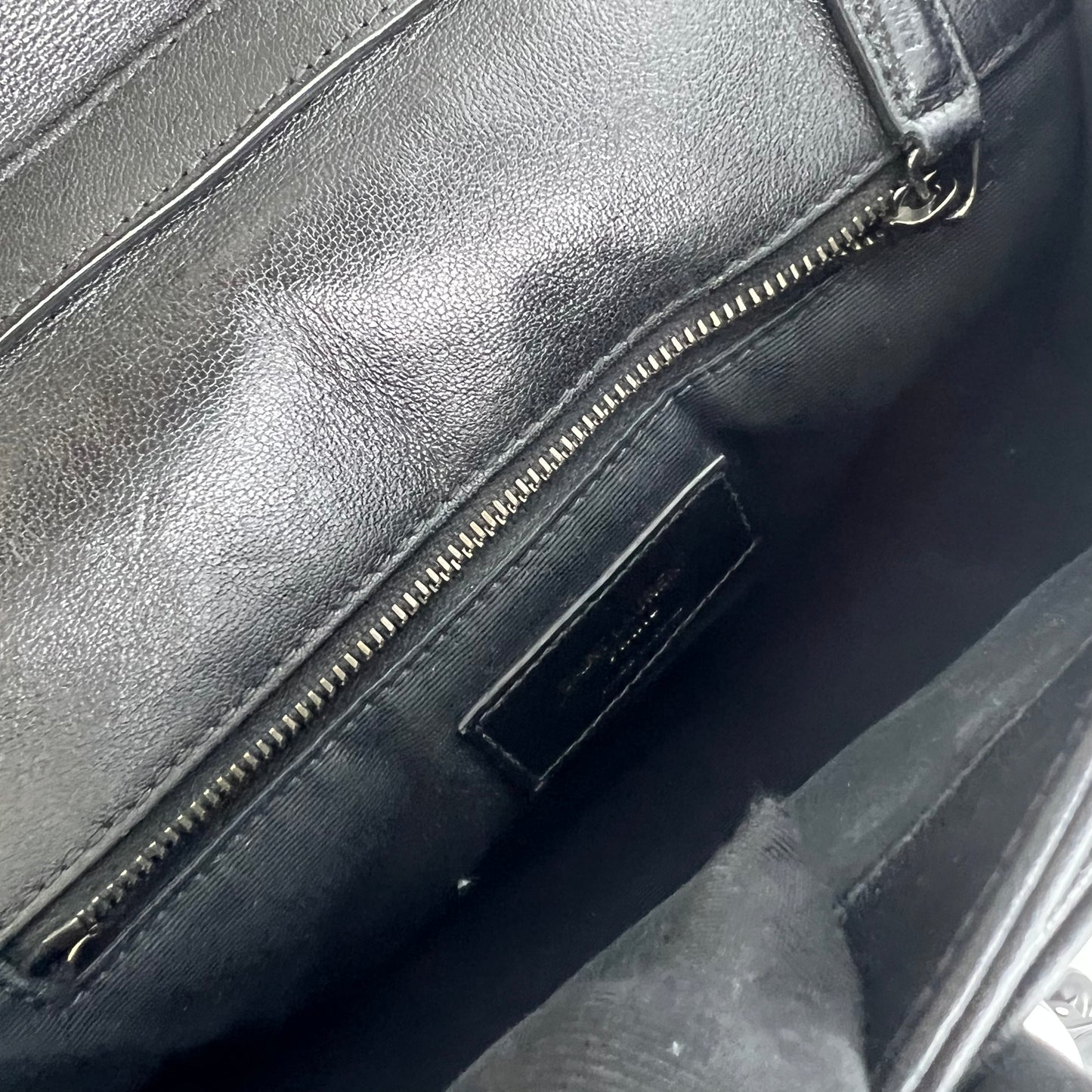 Lambskin Diamond Quilted Becky Chain Wallet Black