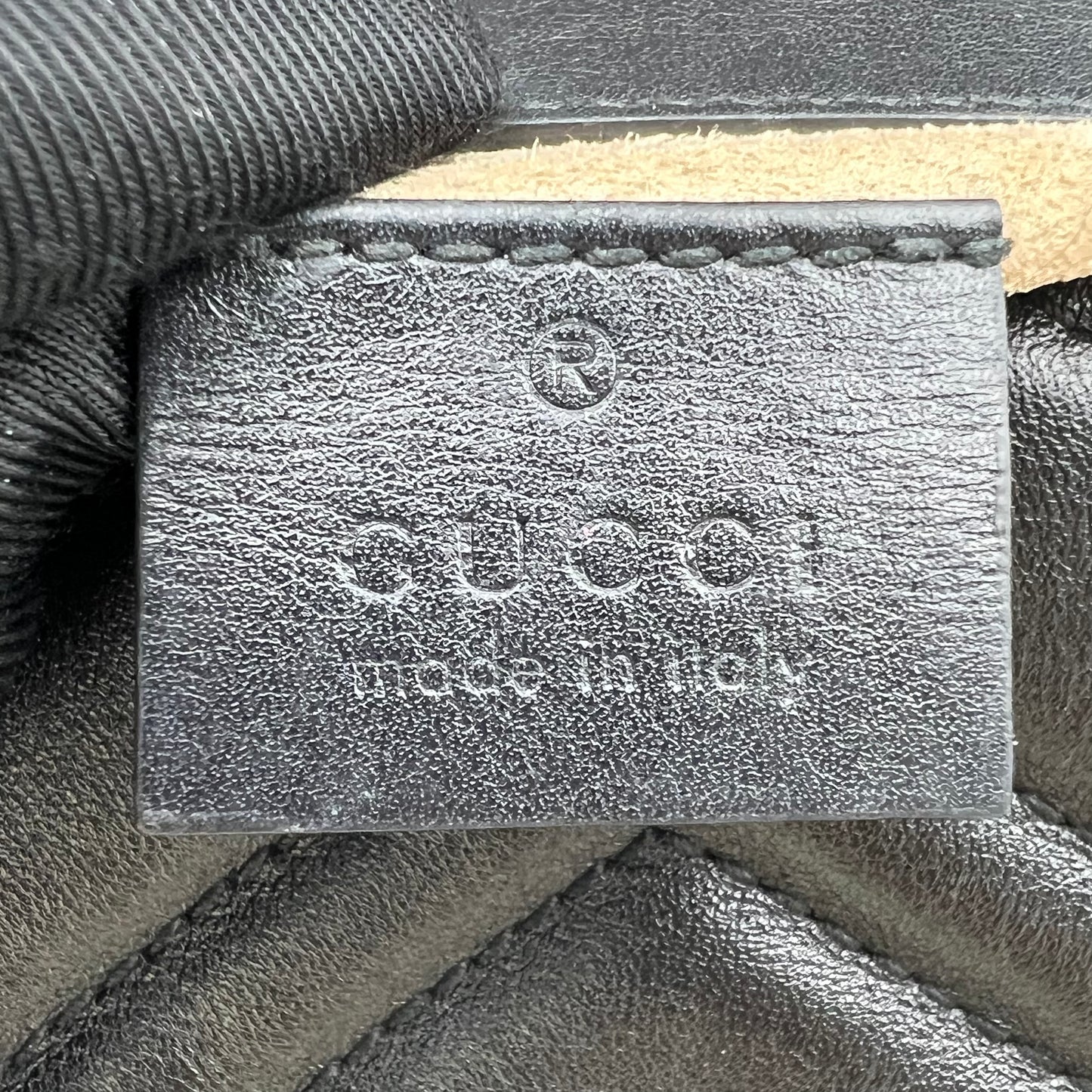 Calfskin Matelasse Super Mini GG Marmont Shoulder Bag Black