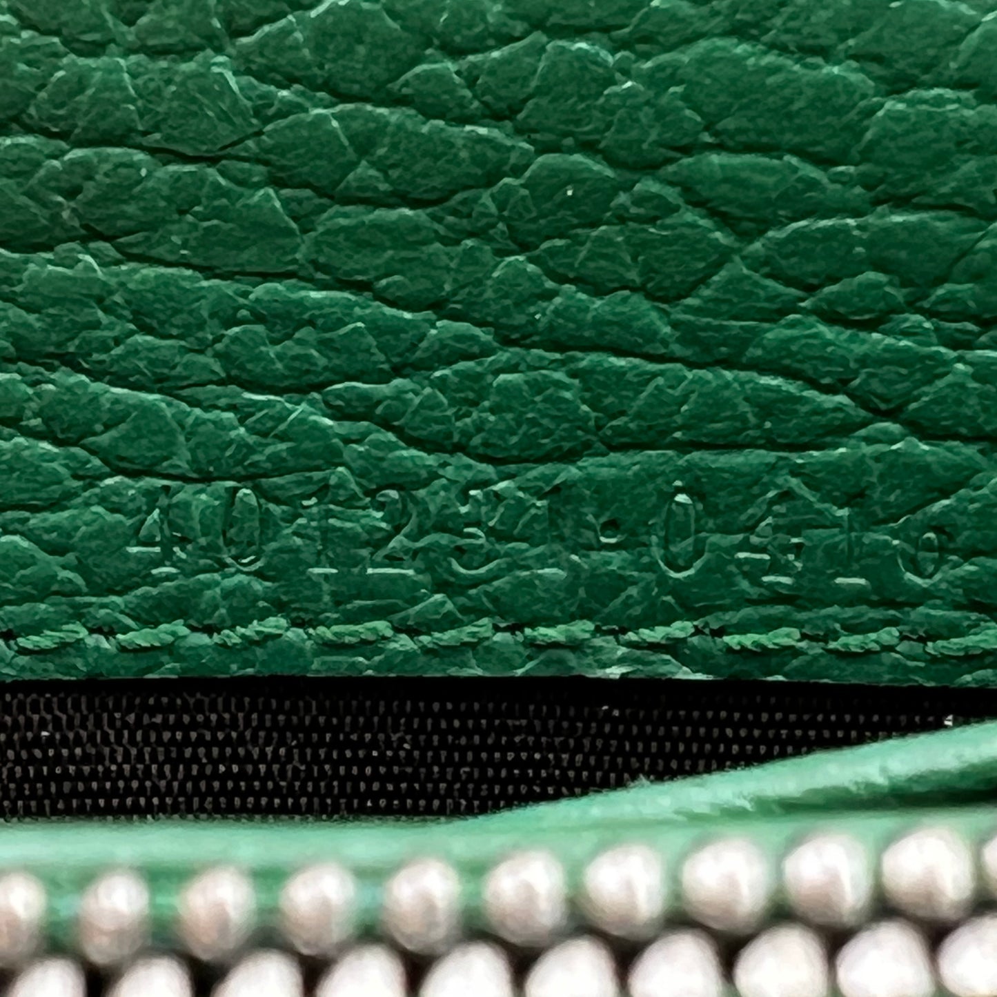 Mini Dionysus Wallet on Chain Green