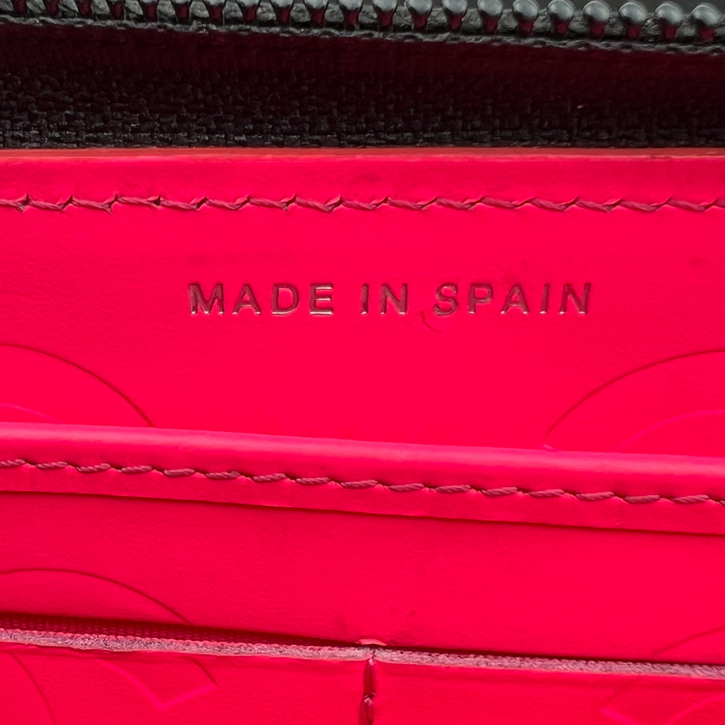 Black Quilted Leather Ligne Cambon Zip Around Wallet