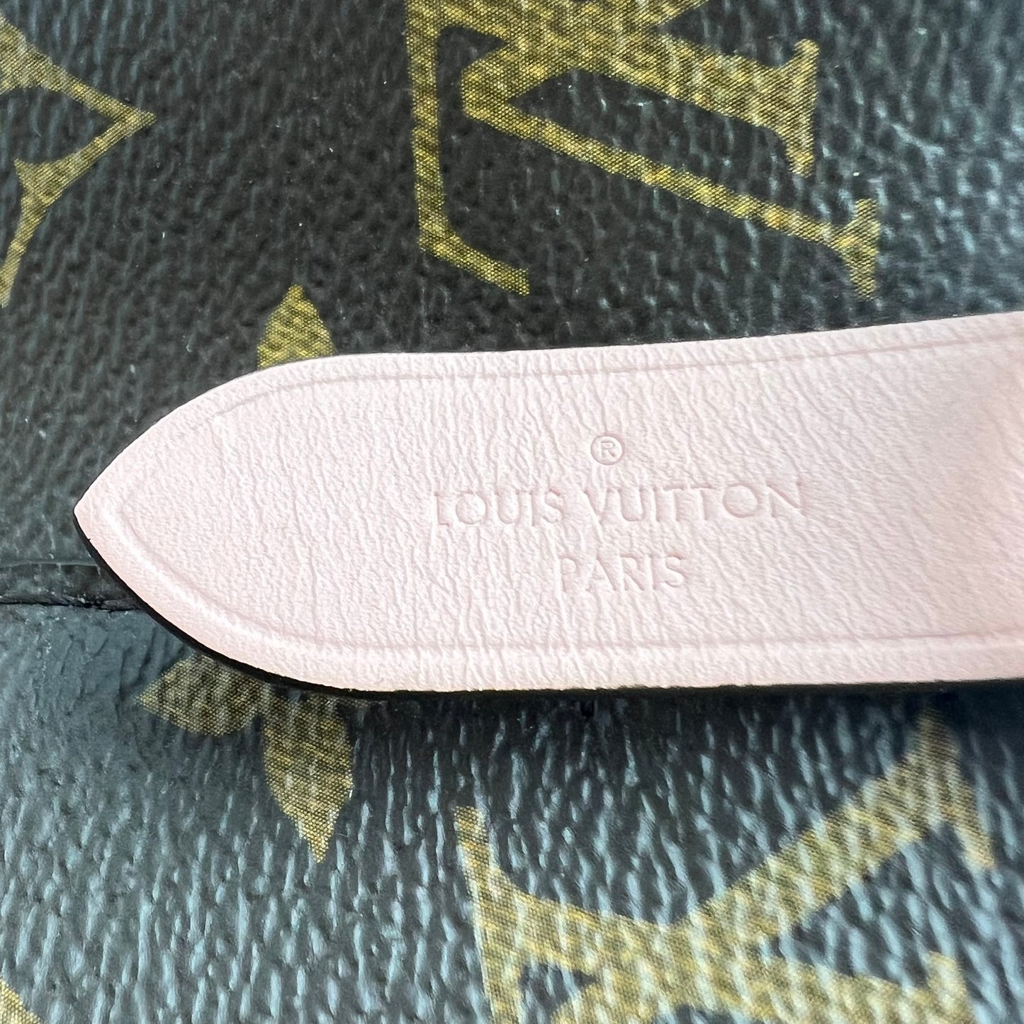 Monogram Neonoe MM Rose Poudre