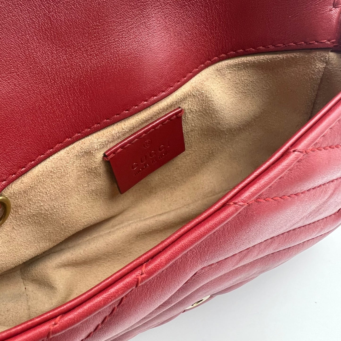 Calfskin Matelasse Super Mini GG Marmont Red