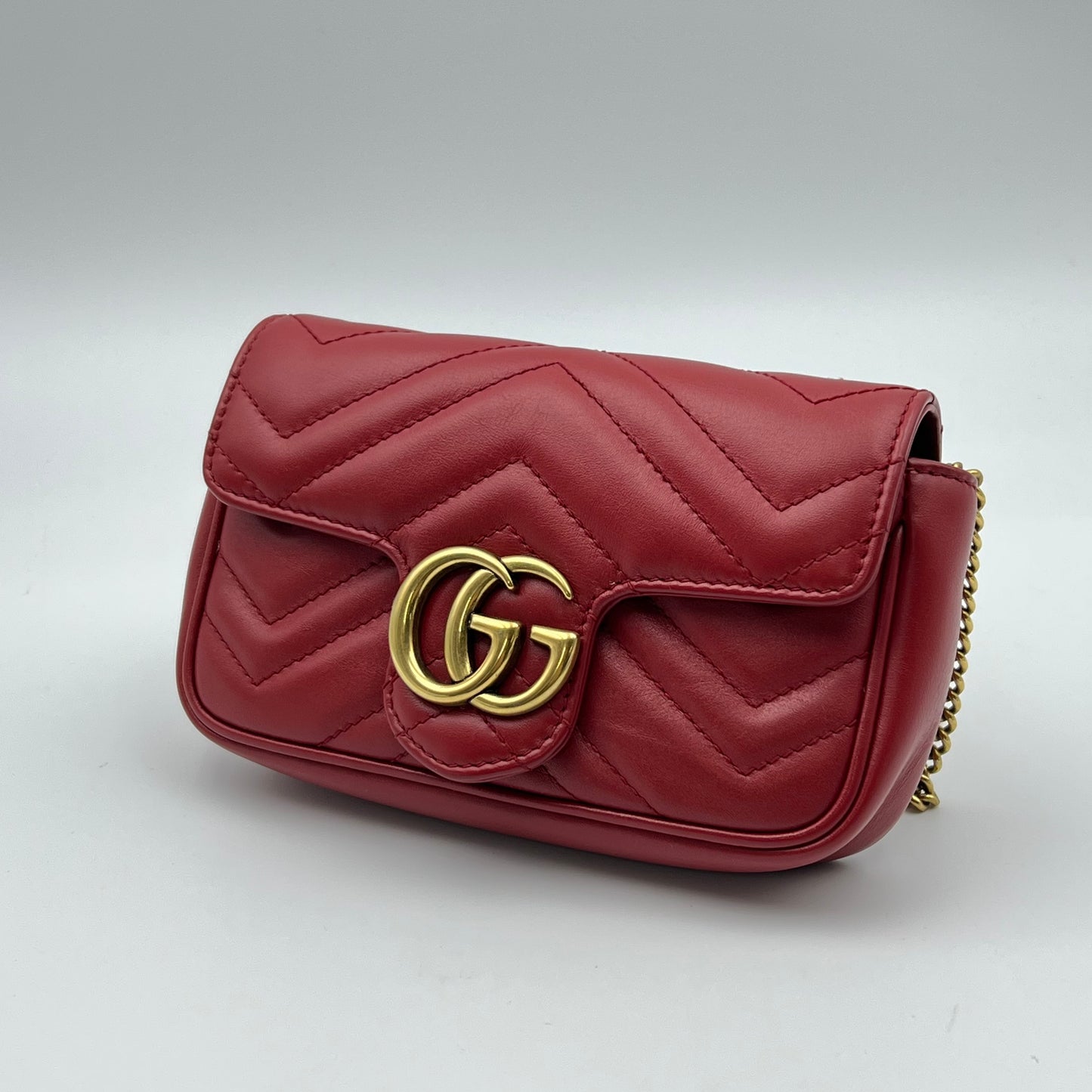 Calfskin Matelasse Super Mini GG Marmont Red