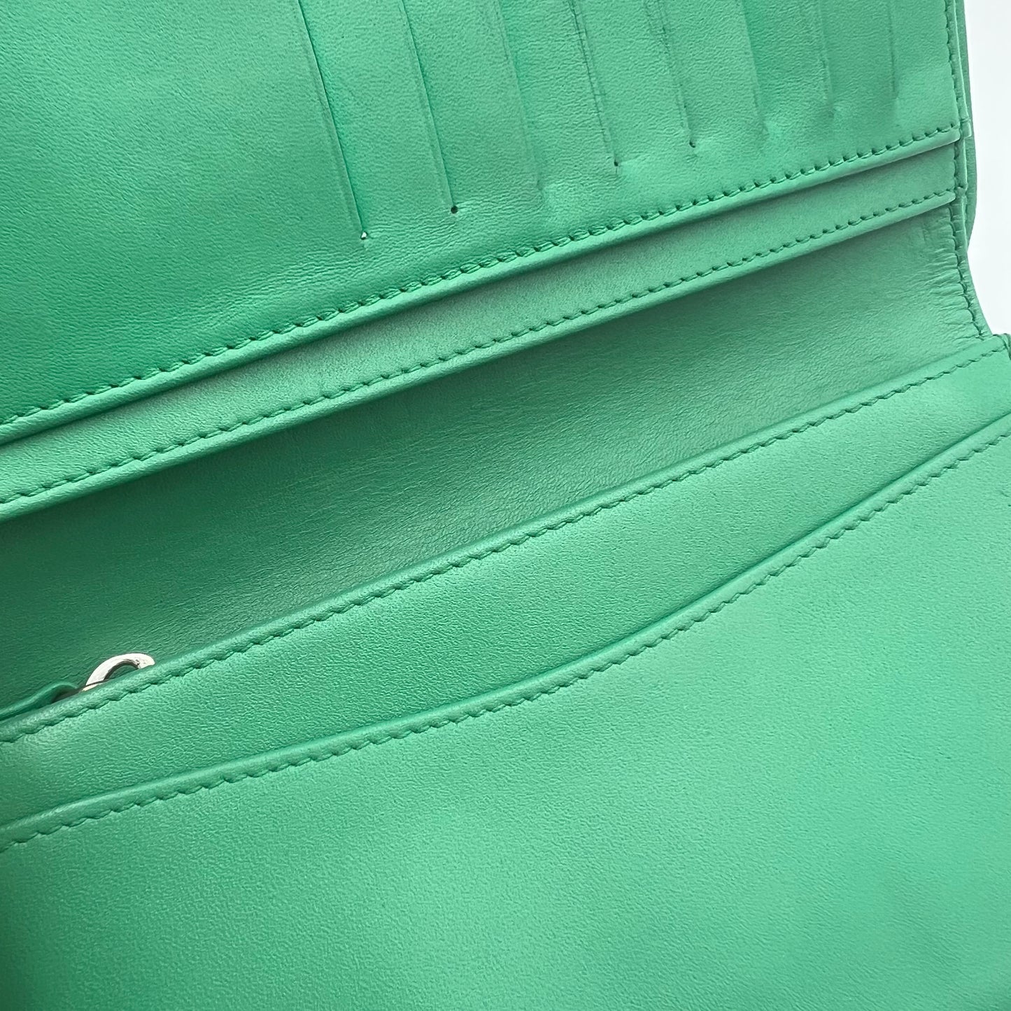 Matelasse Caviar Leather Long Wallet Green