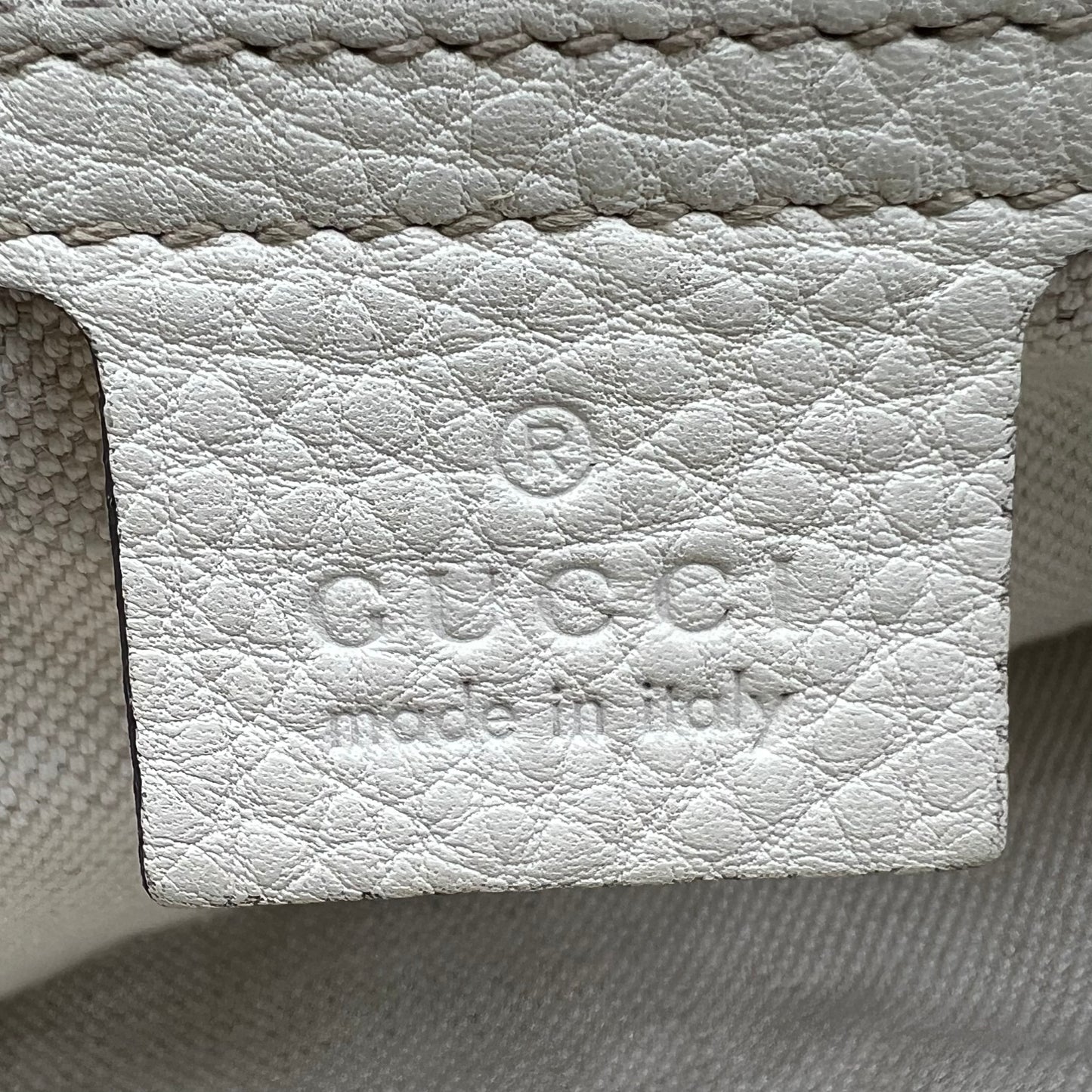 GG Canvas Medium Bella Tote