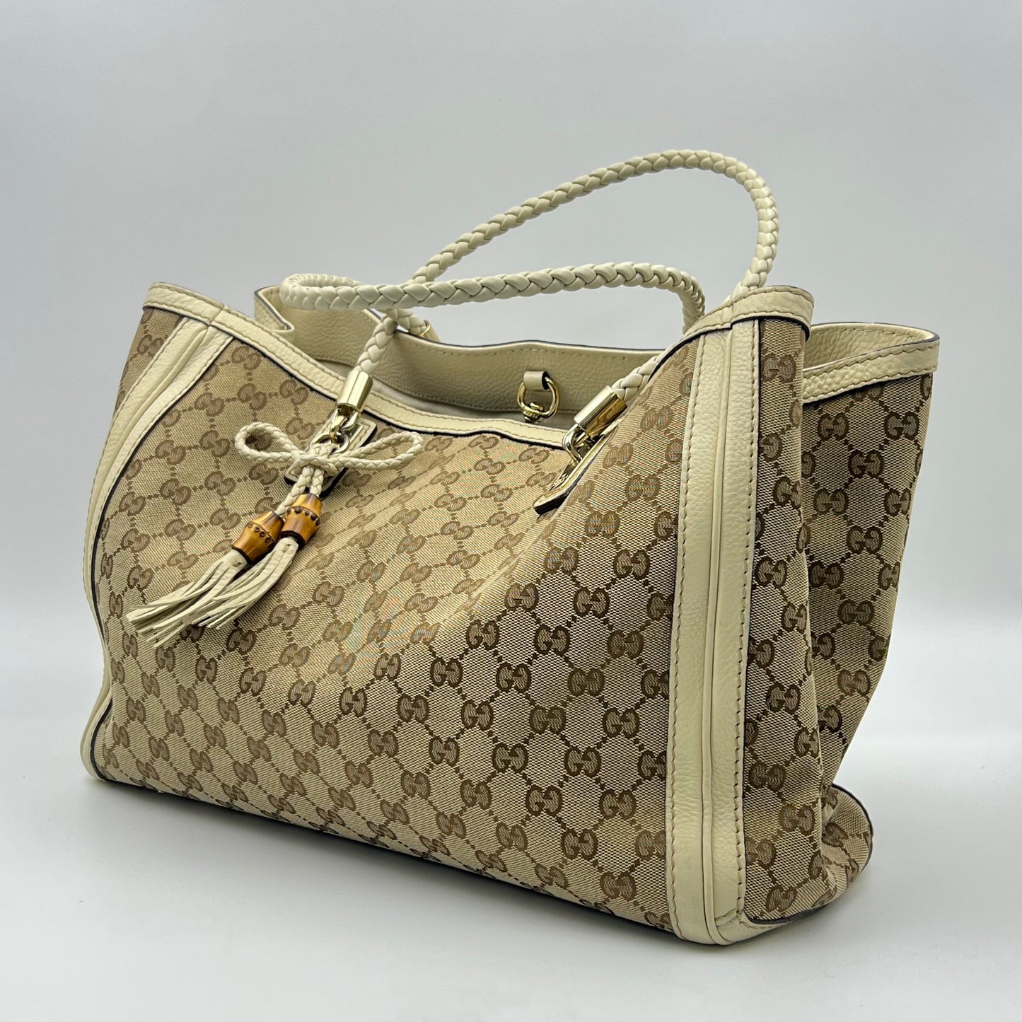 GG Canvas Medium Bella Tote