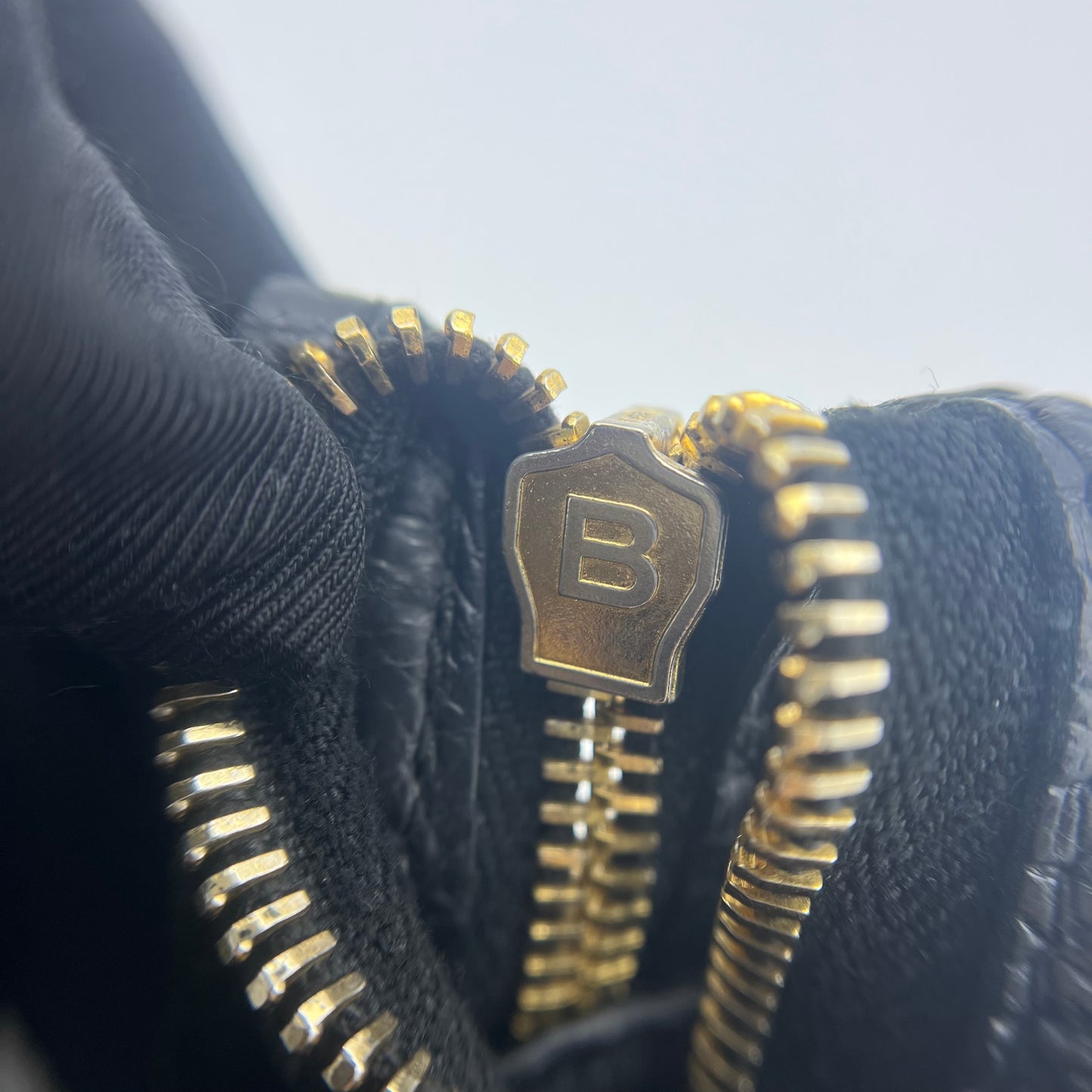 City Classic Studs Bag Leather Mini Black