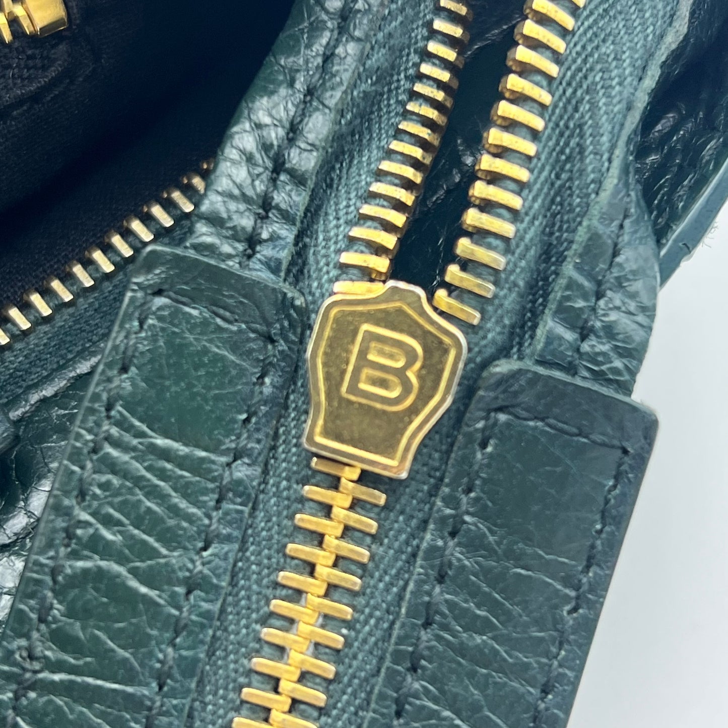 City Classic Studs Bag Leather Mini