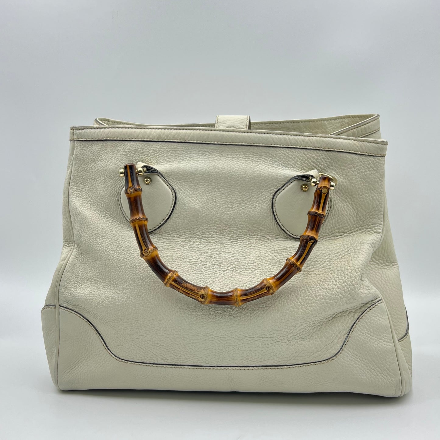 Interlocking G Diana Bamboo Handles