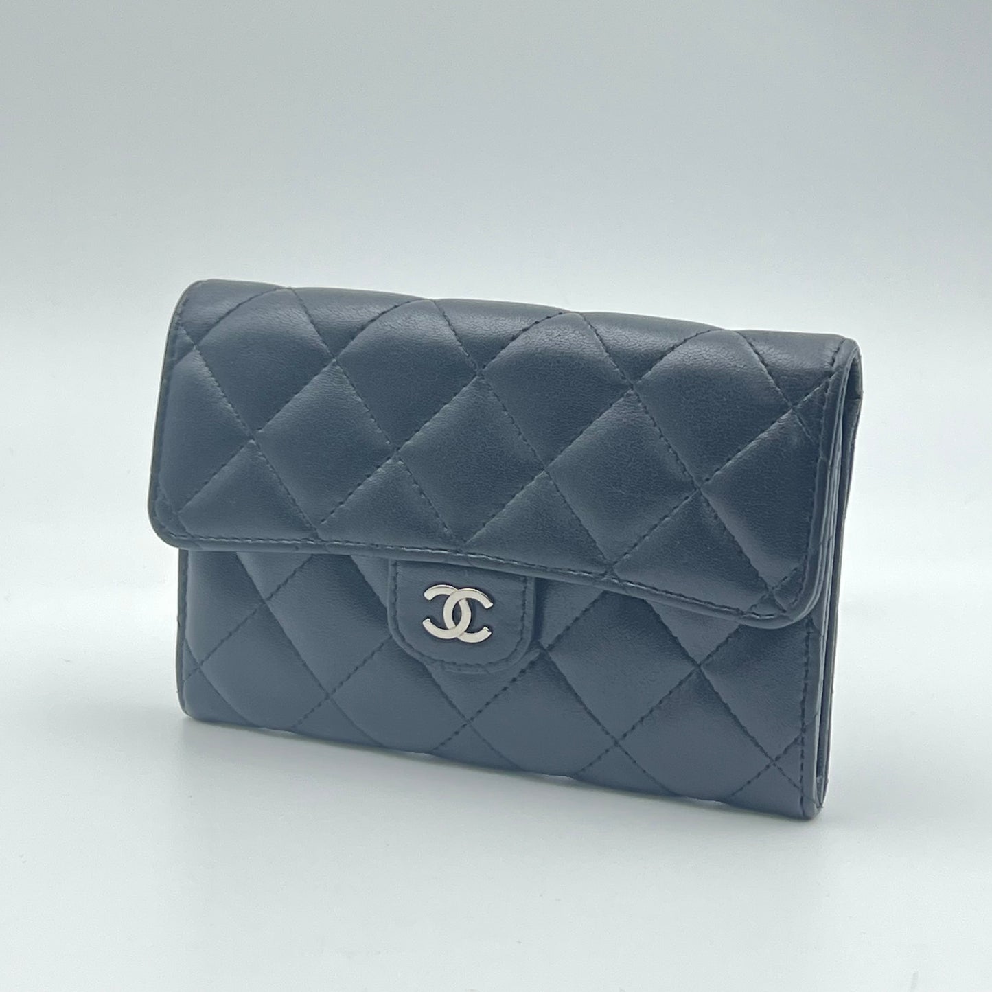 Chanel Matelasse Lambskin Wallet Black