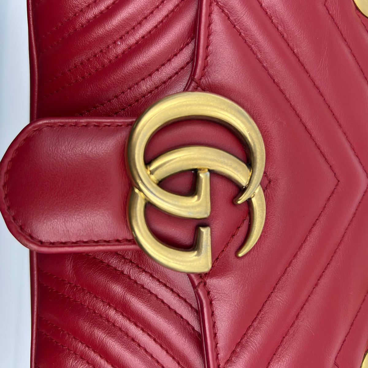 Gucci GG Marmont Flap Bag Matelasse Leather Mini — view 6 of 9 GG Marmont Flap Bag Matelasse Leather Mini, view 6 of 9
