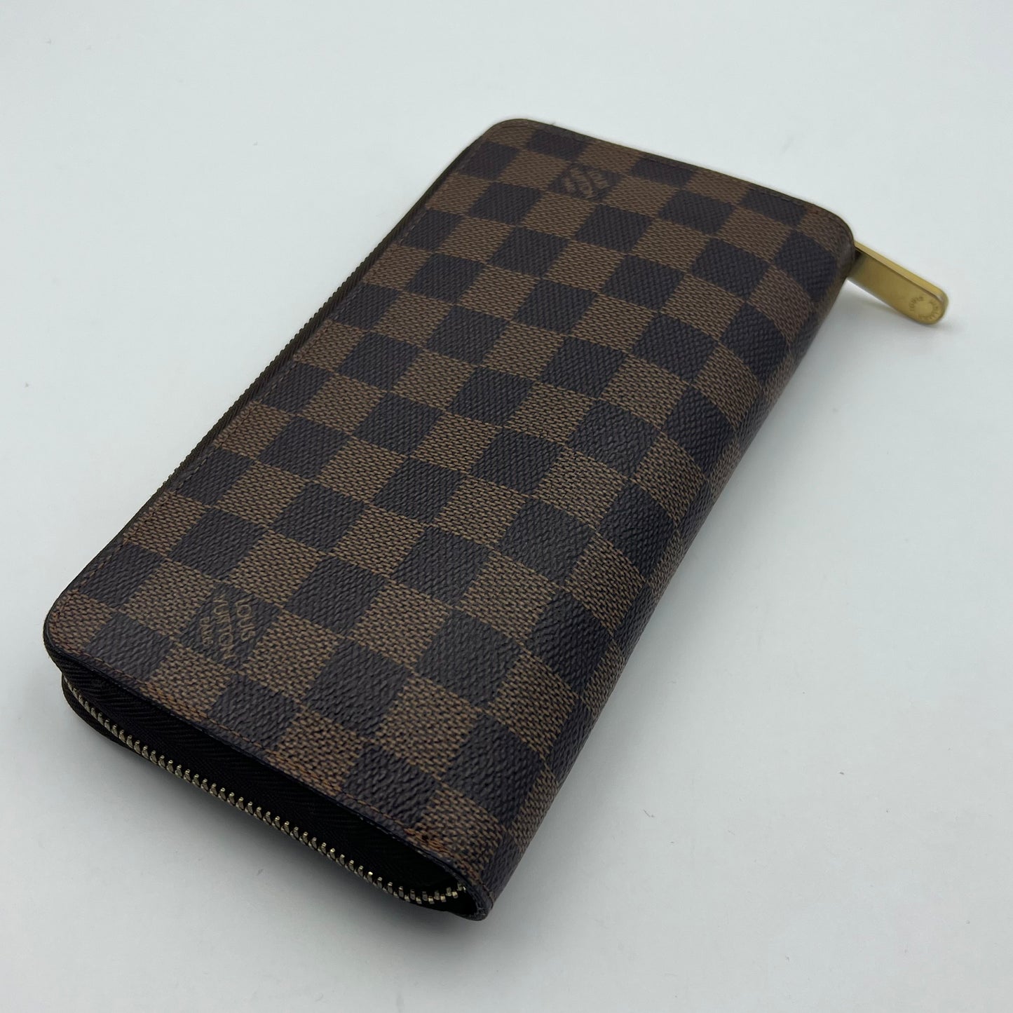 Damier Ebene Zippy Wallet