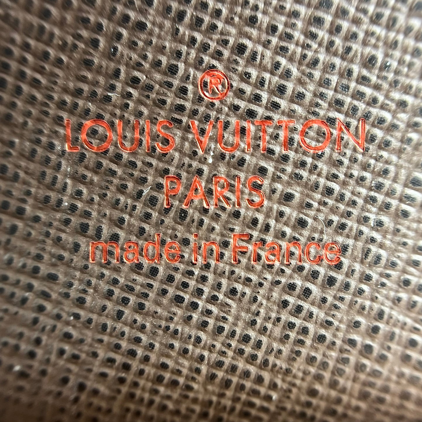 Damier Ebene Zippy Wallet