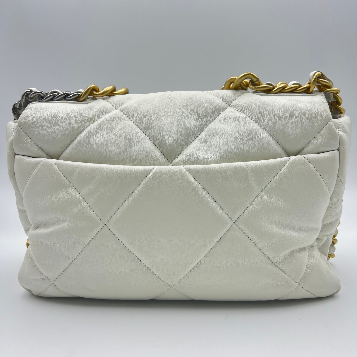 Lambskin Quilted Medium 19 Flap White