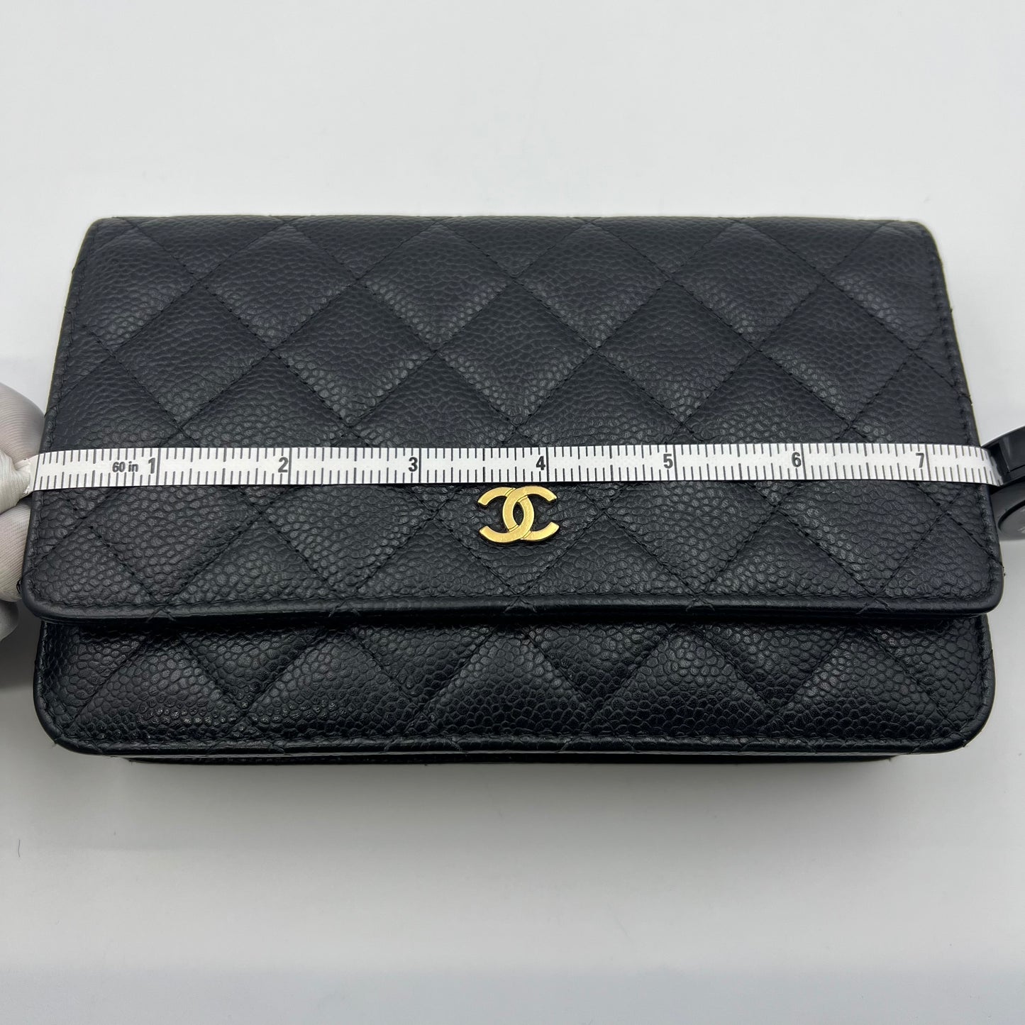 Caviar Quilted Wallet on Chain WOC Black