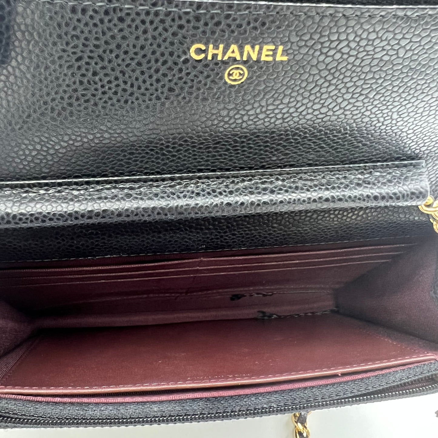 Caviar Quilted Wallet on Chain WOC Black