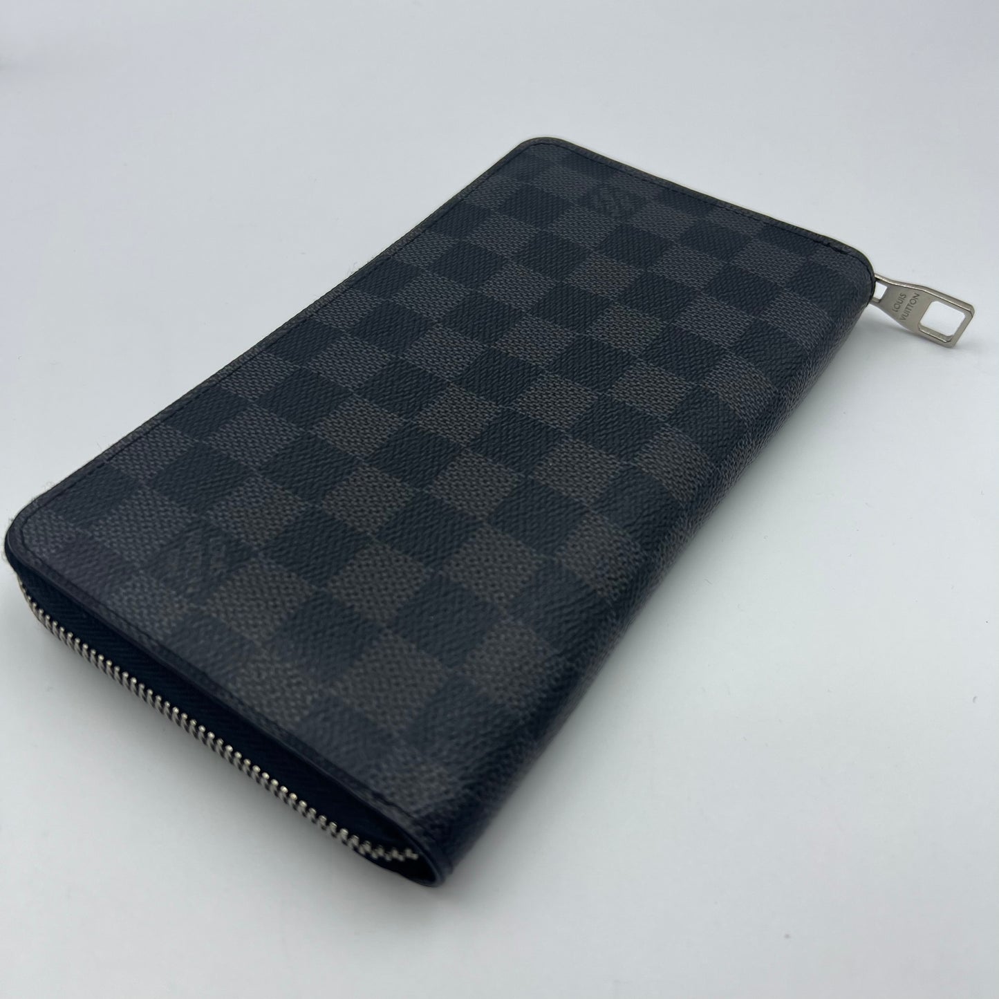 Damier Graphite Zippy XL Wallet