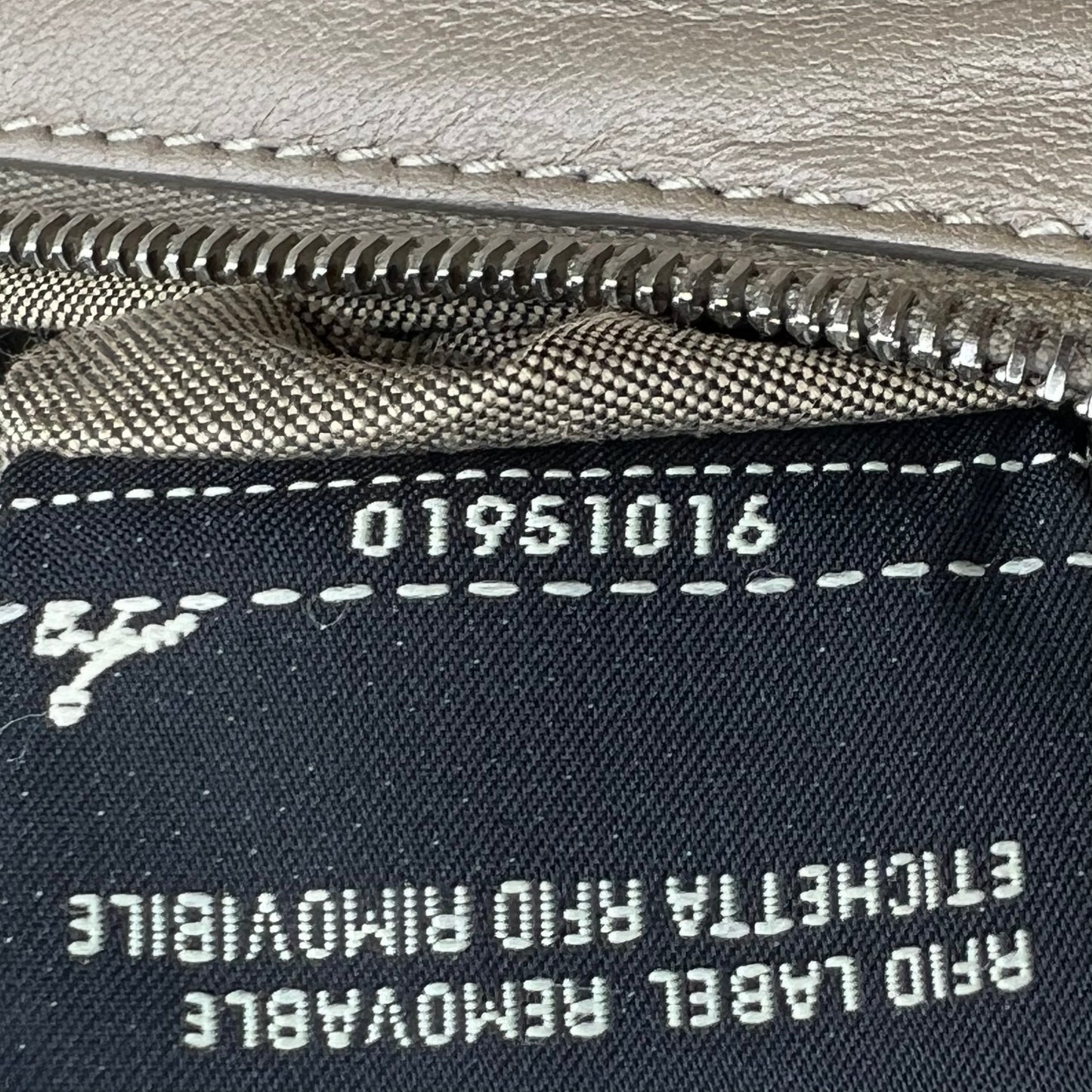 Nappa Mini Peekaboo Iconic Satchel Tortora