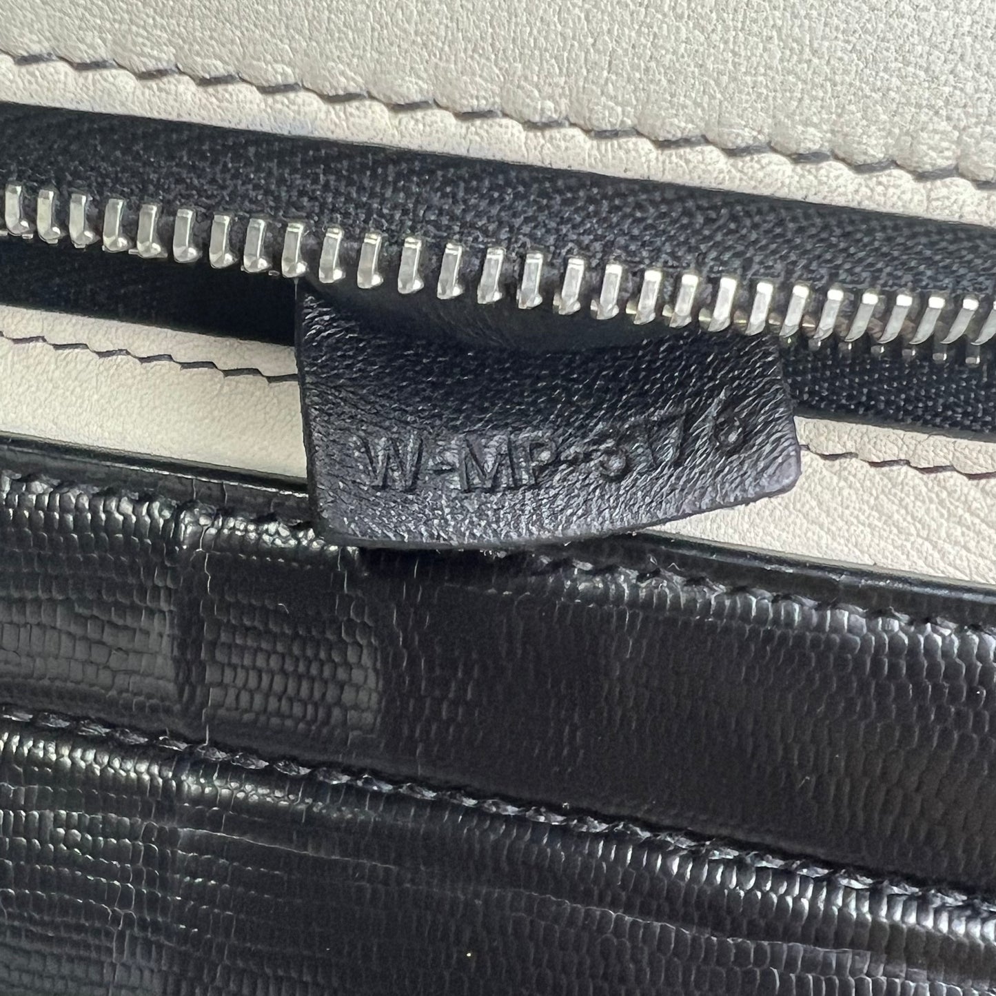 Trapeze Bag Leather Small