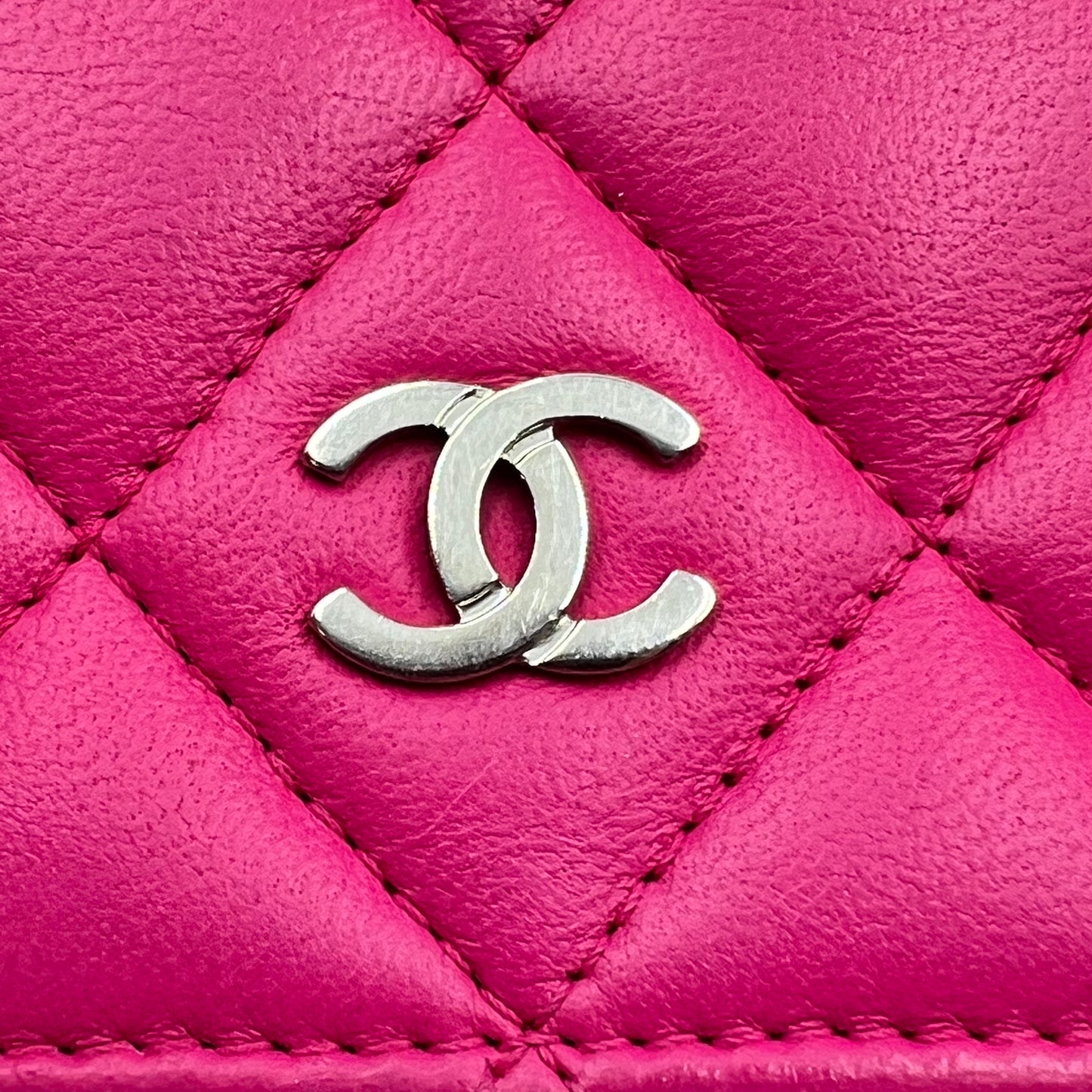 Lambskin CC Logo Continental Wallet