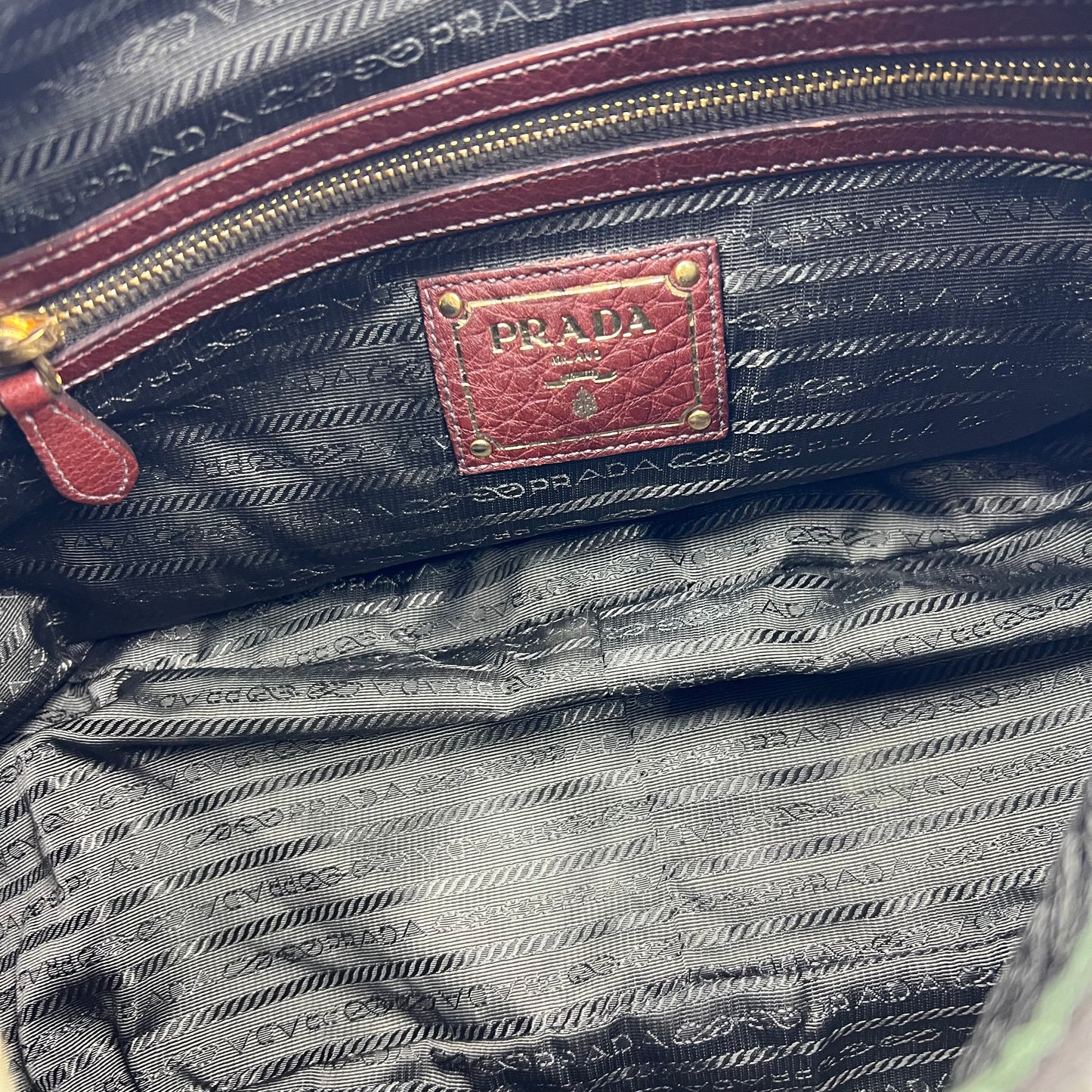 Vitello Daino Hobo Bruciato Burgundy