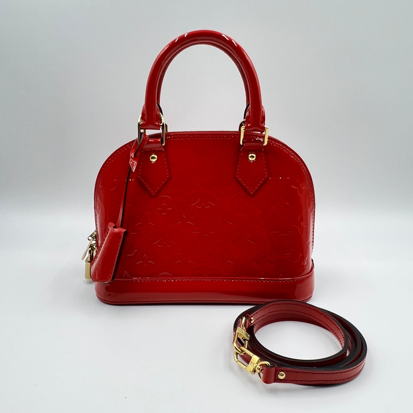 Vernis Patent Leather Alma BB Cherry